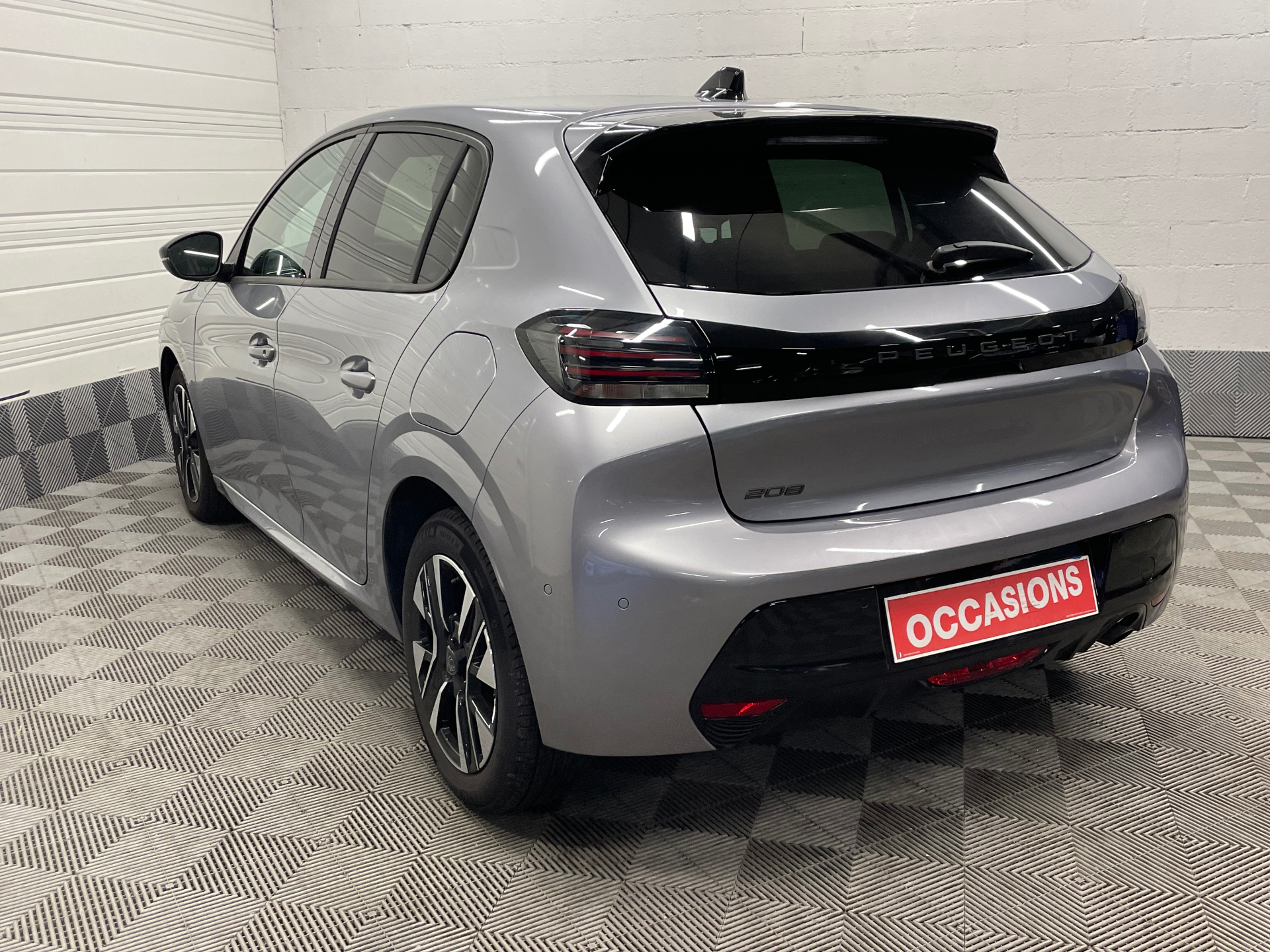 PEUGEOT 208 100 S&S BVM6 Allure