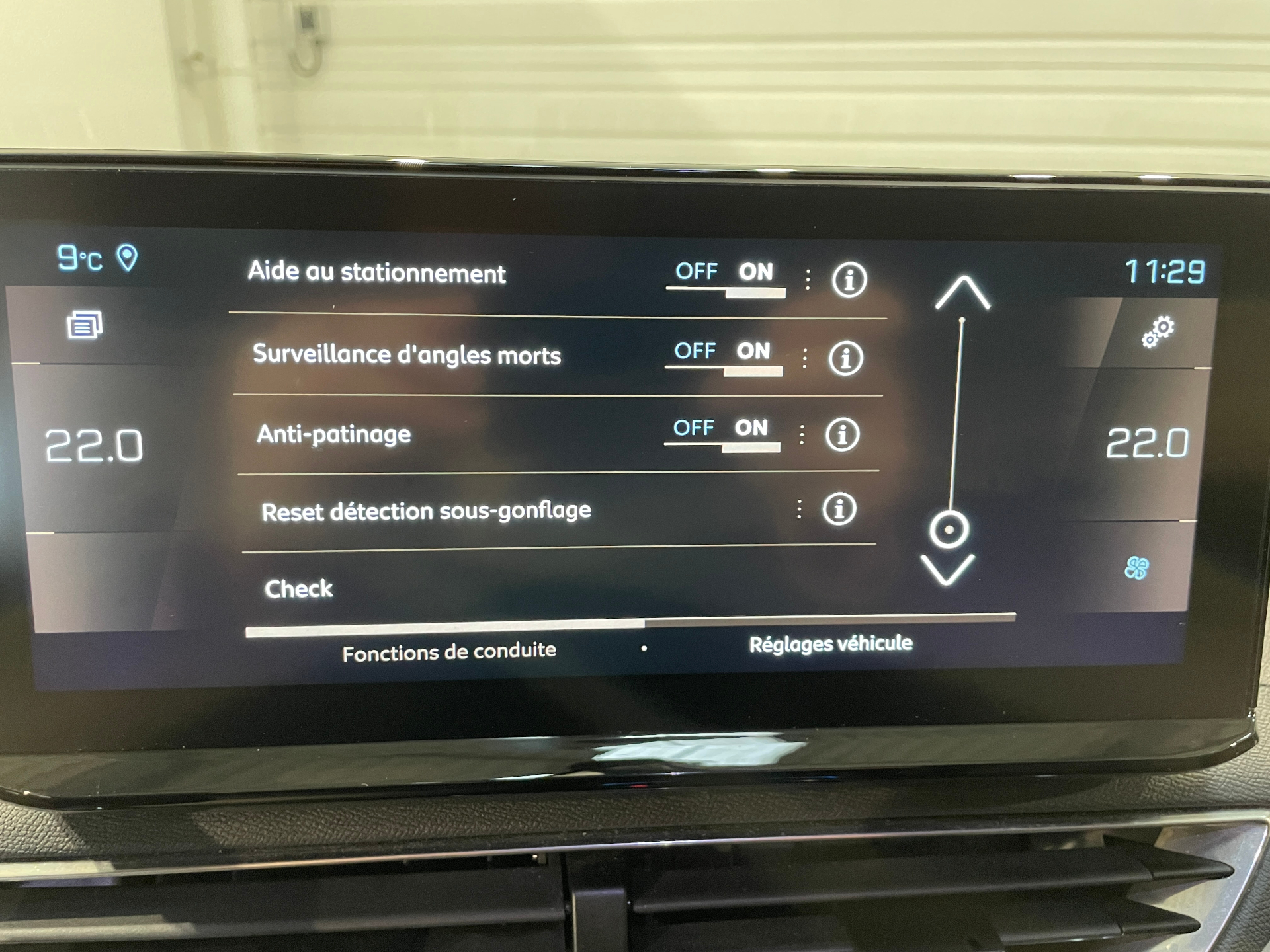 PEUGEOT 3008 Hybrid 136 e-DCS6 GT