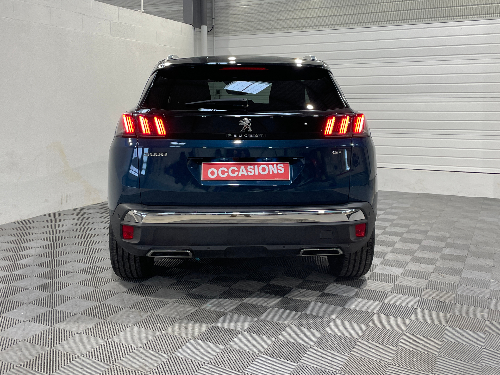 PEUGEOT 3008 Hybrid 136 e-DCS6 GT