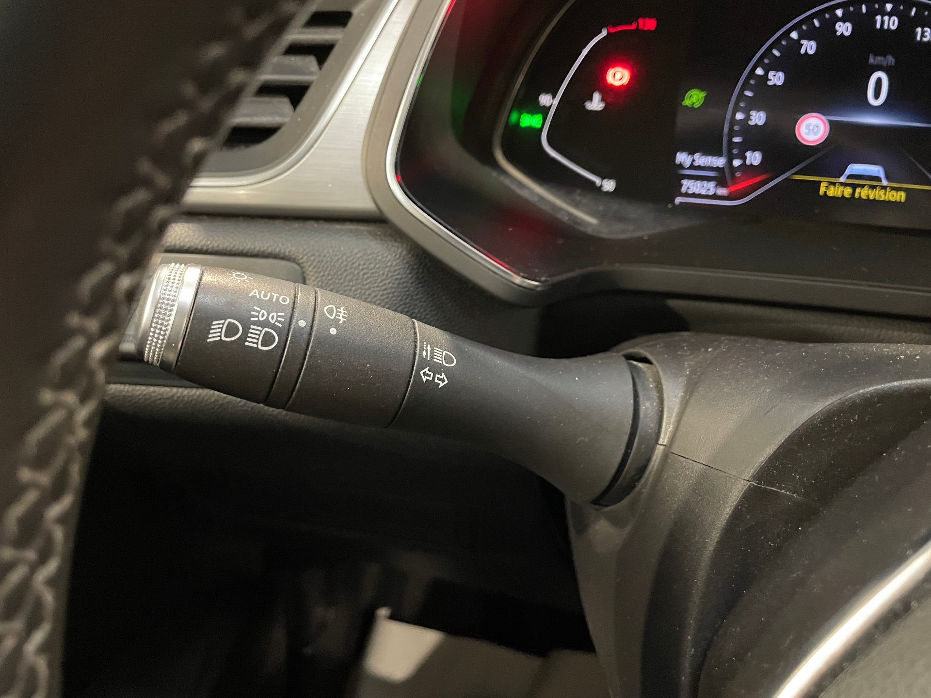 RENAULT CAPTUR TCe 140 EDC - 21 Intens