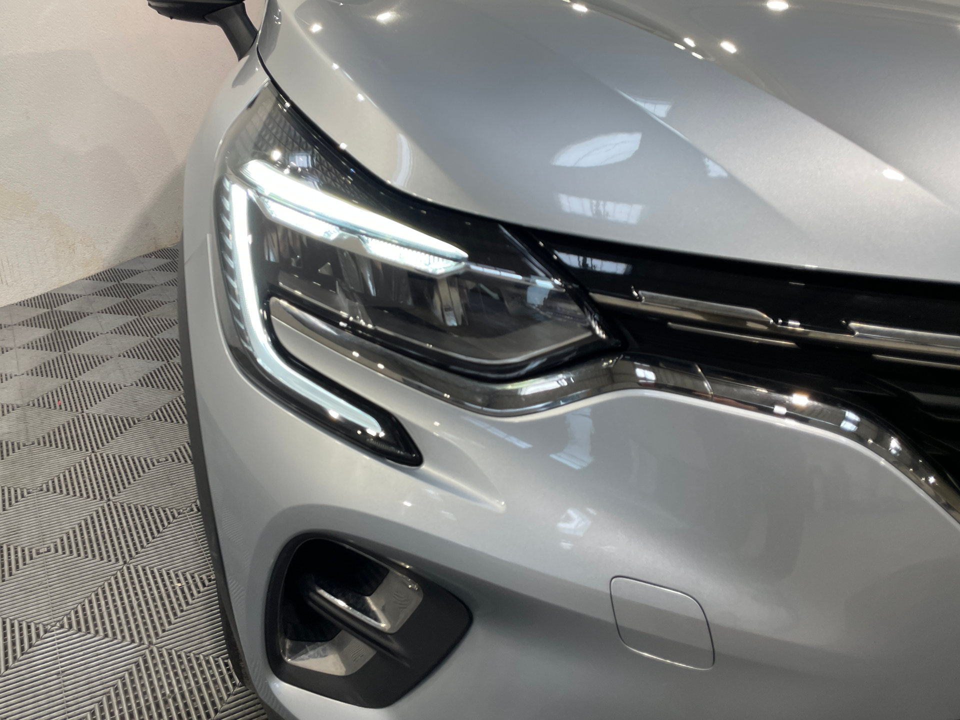 RENAULT CAPTUR TCe 140 EDC - 21 Intens
