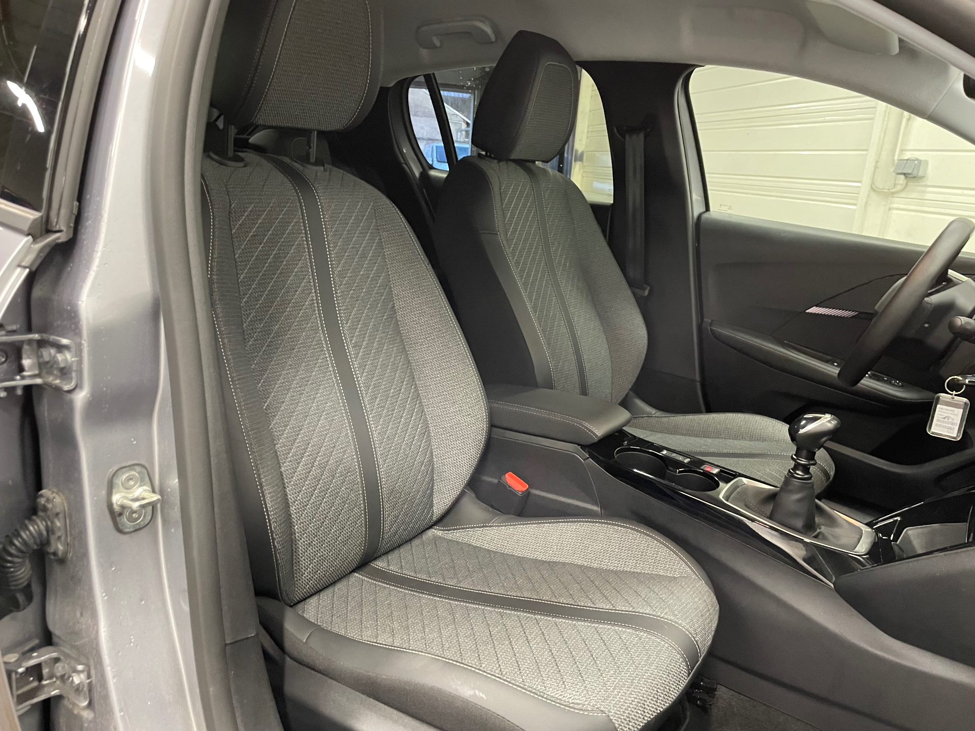 PEUGEOT 208 100 S&S BVM6 Allure