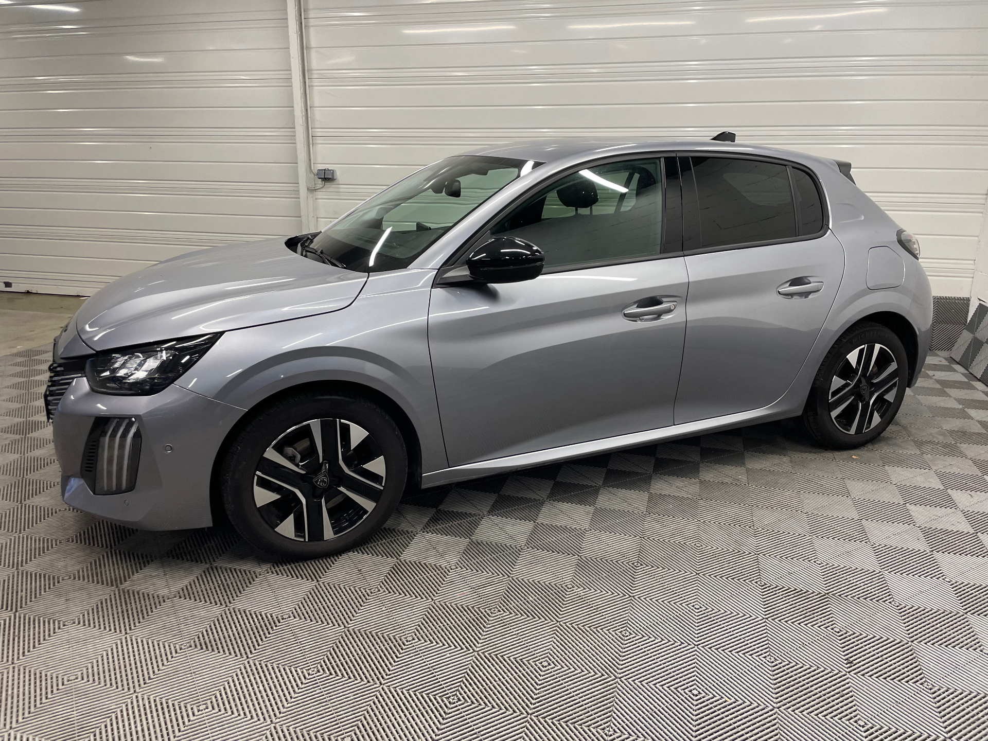 PEUGEOT 208 100 S&S BVM6 Allure