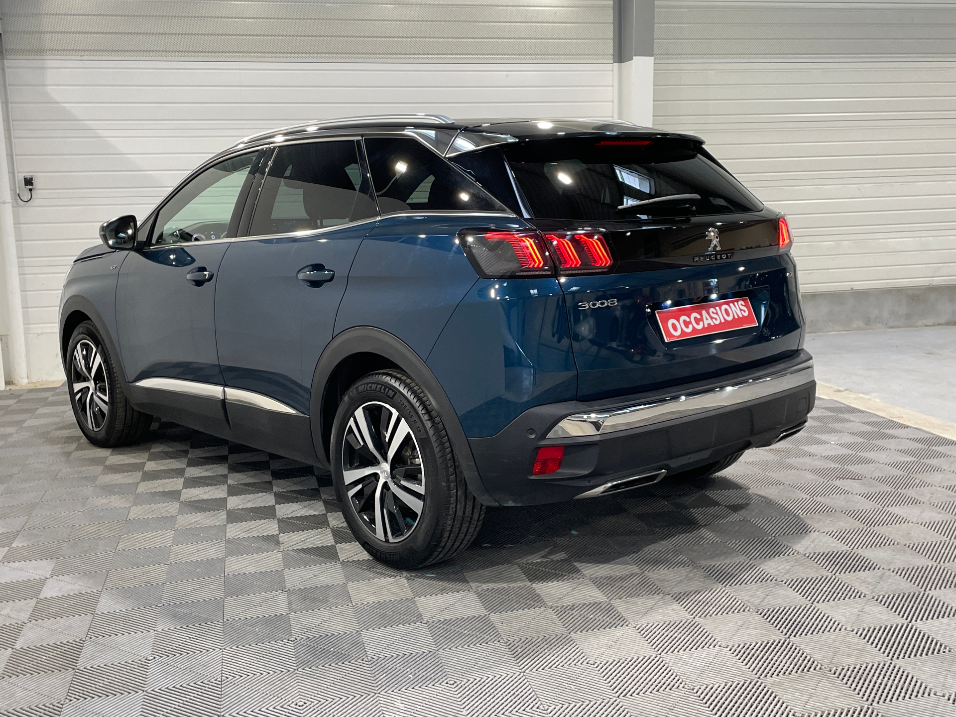 PEUGEOT 3008 Hybrid 136 e-DCS6 GT
