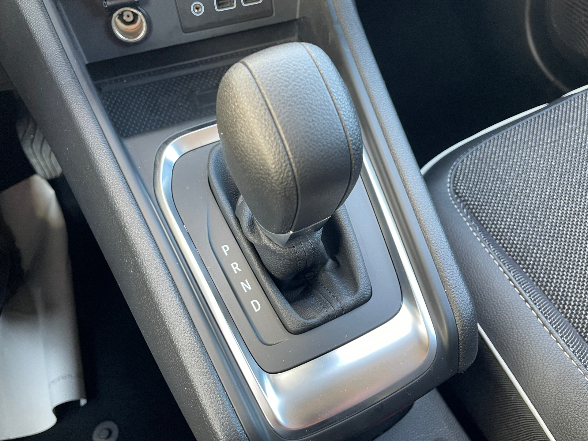 RENAULT CAPTUR mild hybrid 160 EDC Techno