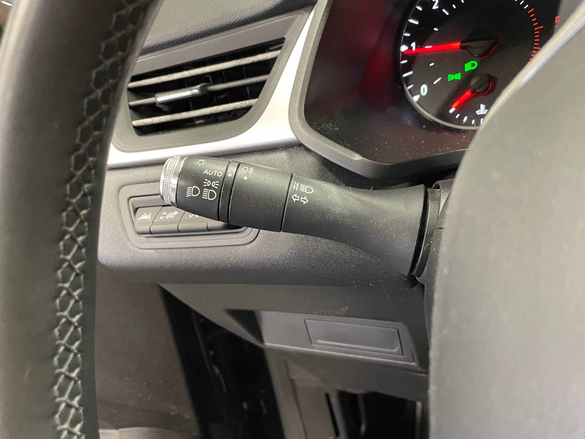 RENAULT CAPTUR Blue dCi 115 EDC Business
