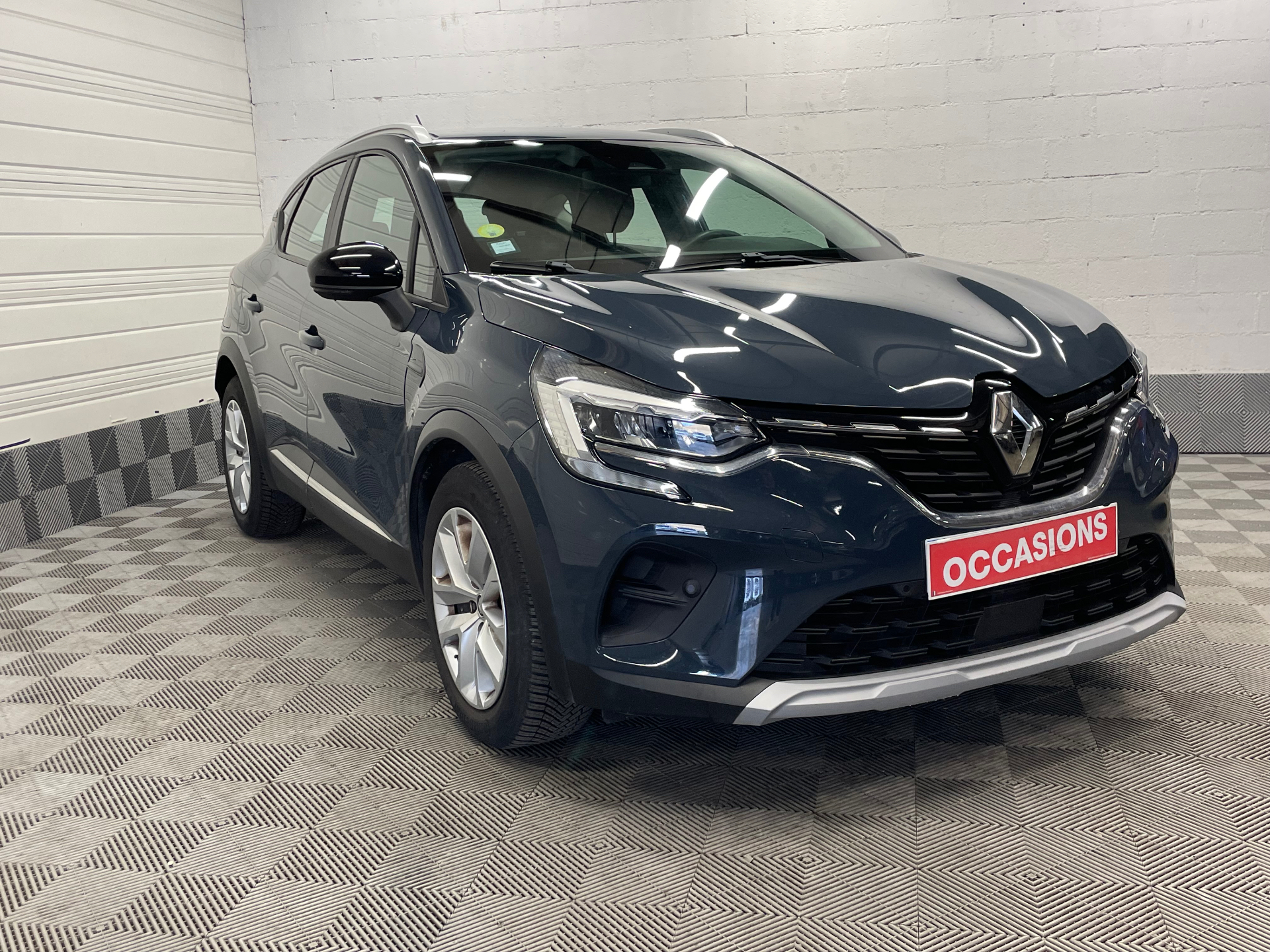 RENAULT CAPTUR Blue dCi 115 EDC Business