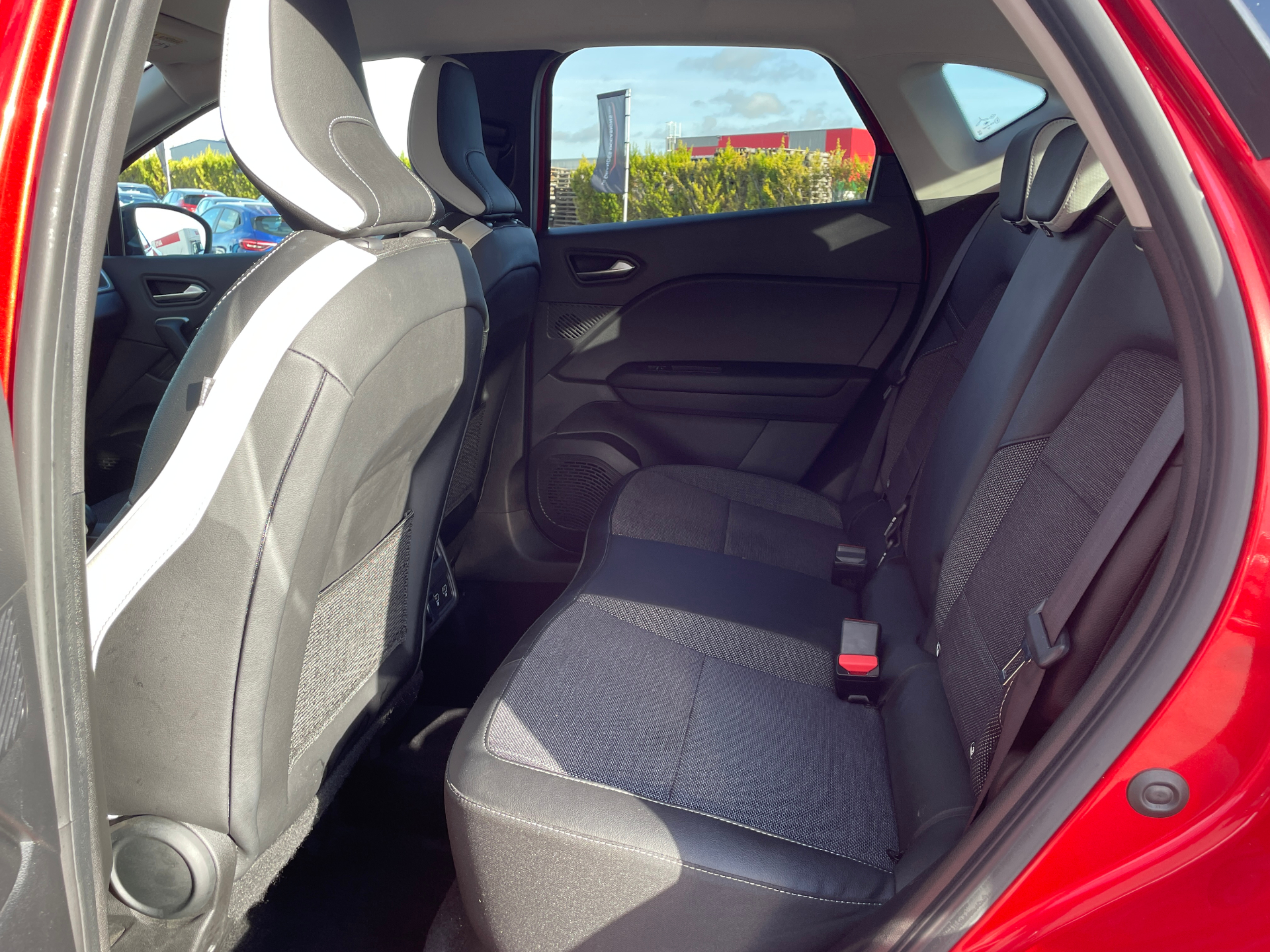 RENAULT CAPTUR mild hybrid 160 EDC Techno