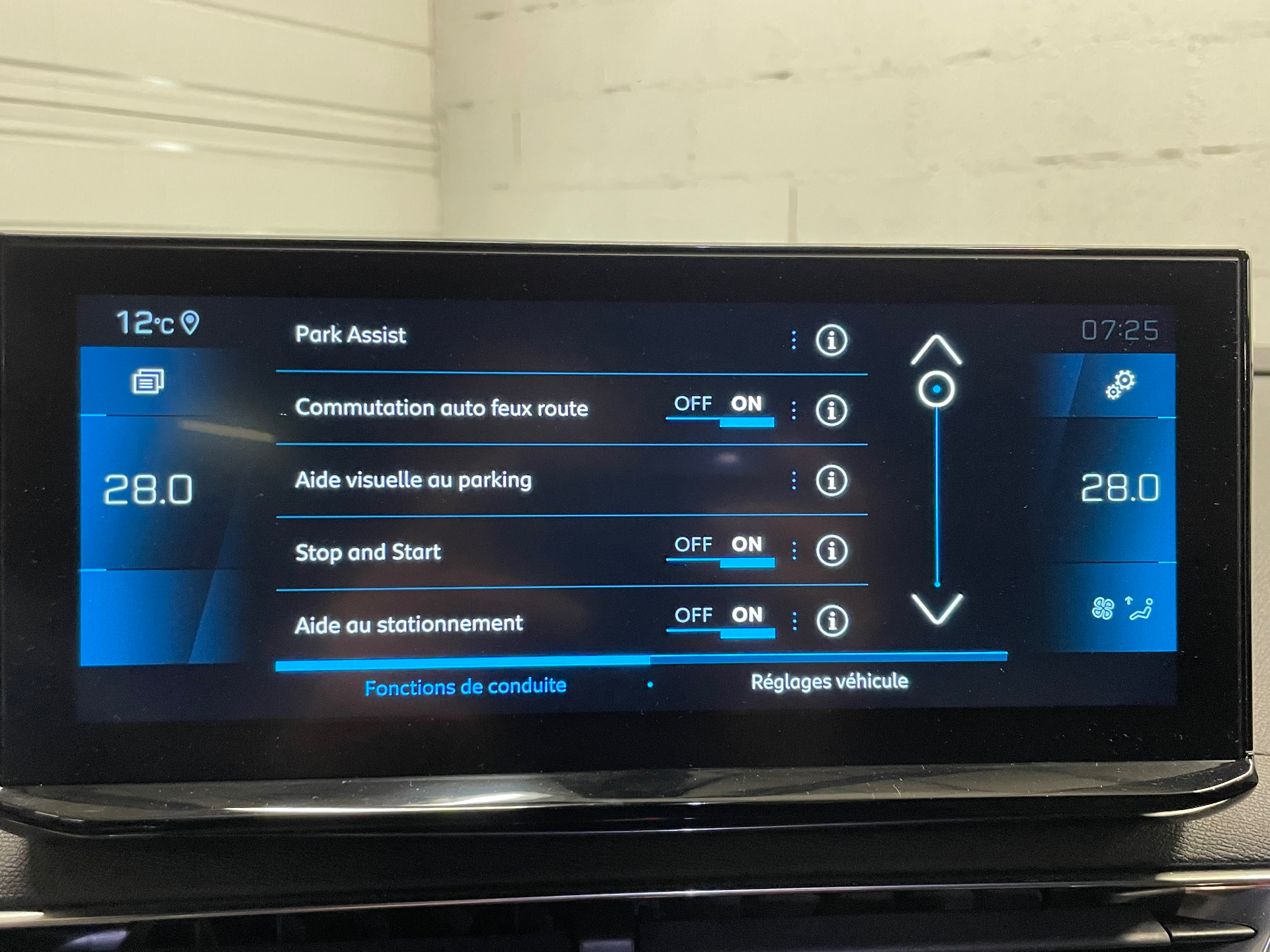 PEUGEOT 3008 GT HYBRID 136 CH E-DCS6
