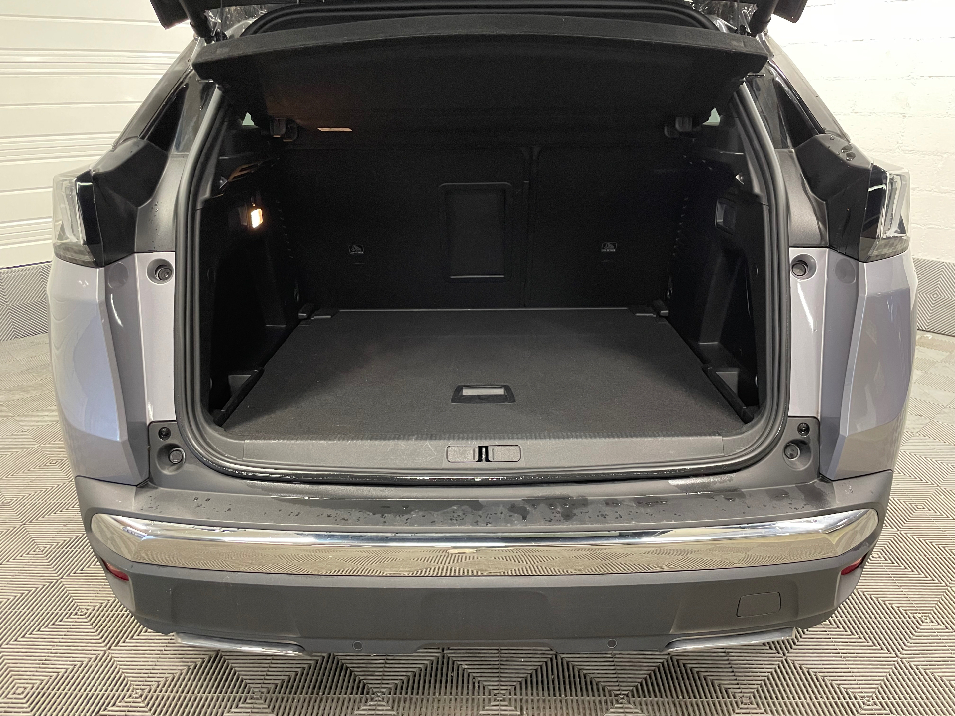 PEUGEOT 3008 GT HYBRID 136 CH E-DCS6
