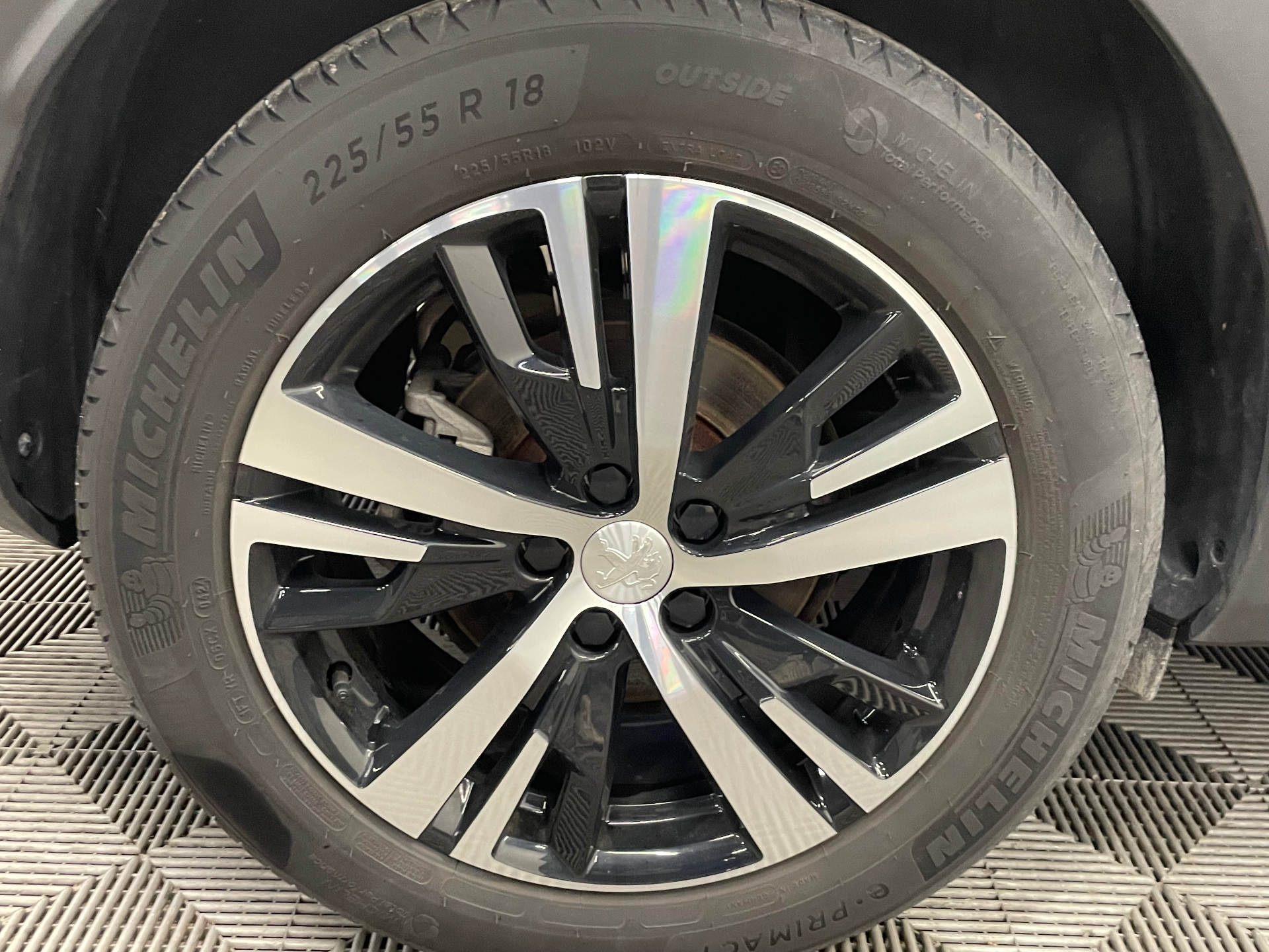 PEUGEOT 3008 GT HYBRID 136 CH E-DCS6