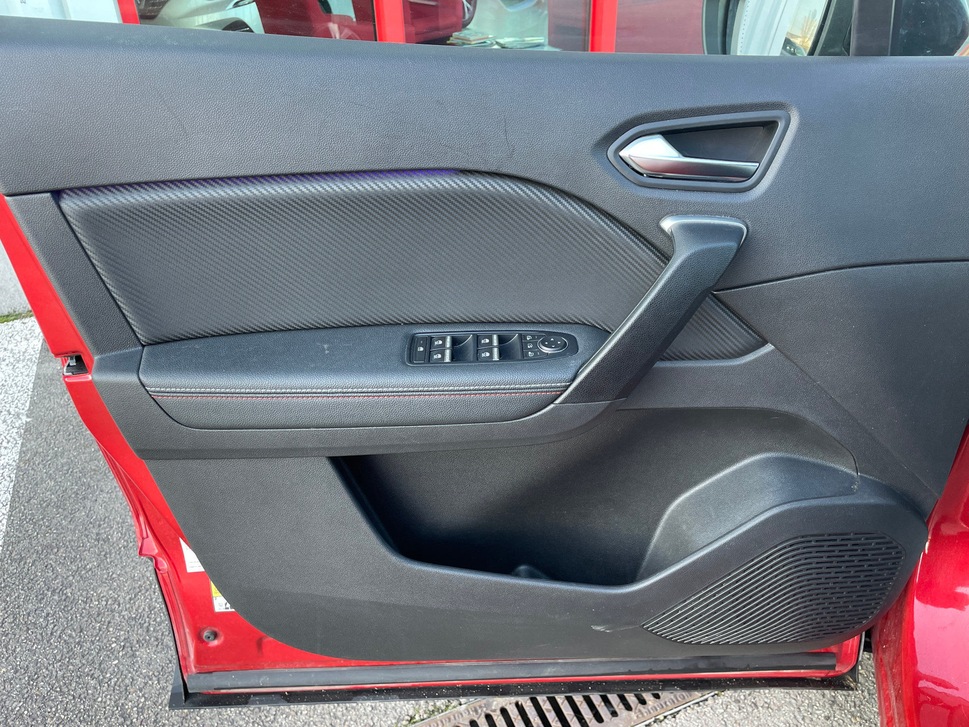 RENAULT CAPTUR mild hybrid 160 EDC R.S. line