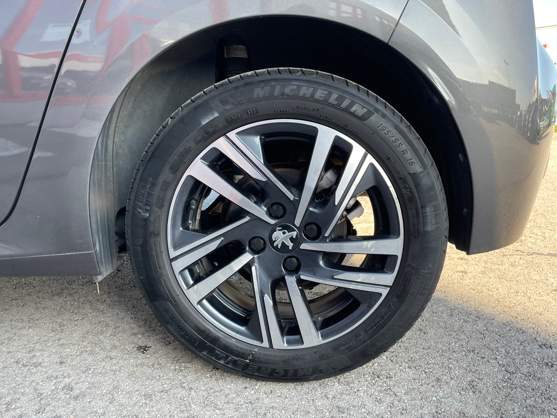 PEUGEOT 208 1.2 Allure Pack PureTech 100 S&S EAT8