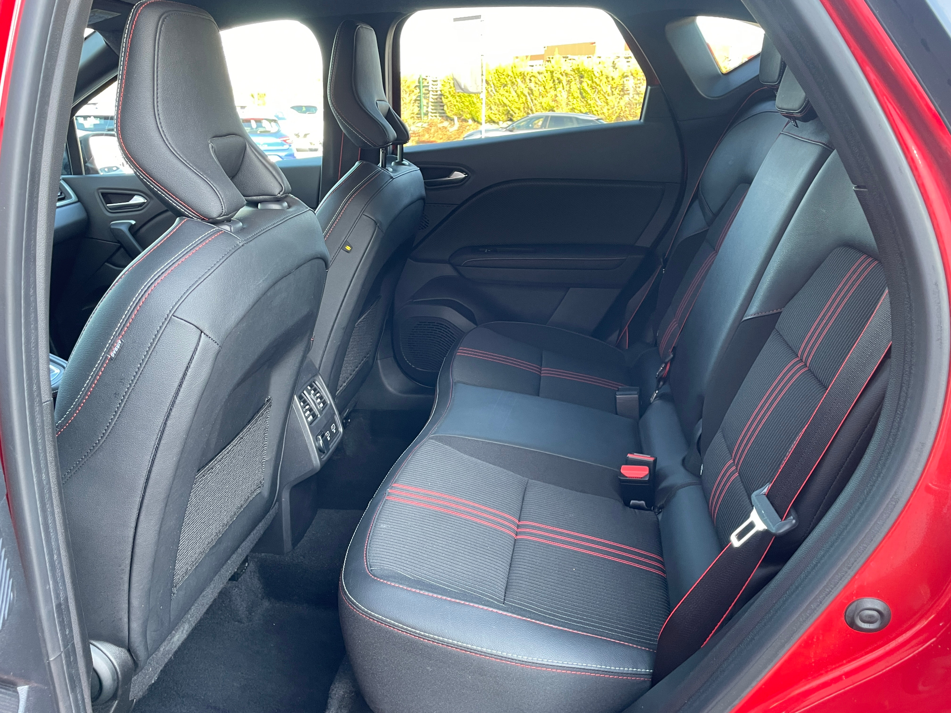 RENAULT CAPTUR mild hybrid 160 EDC R.S. line