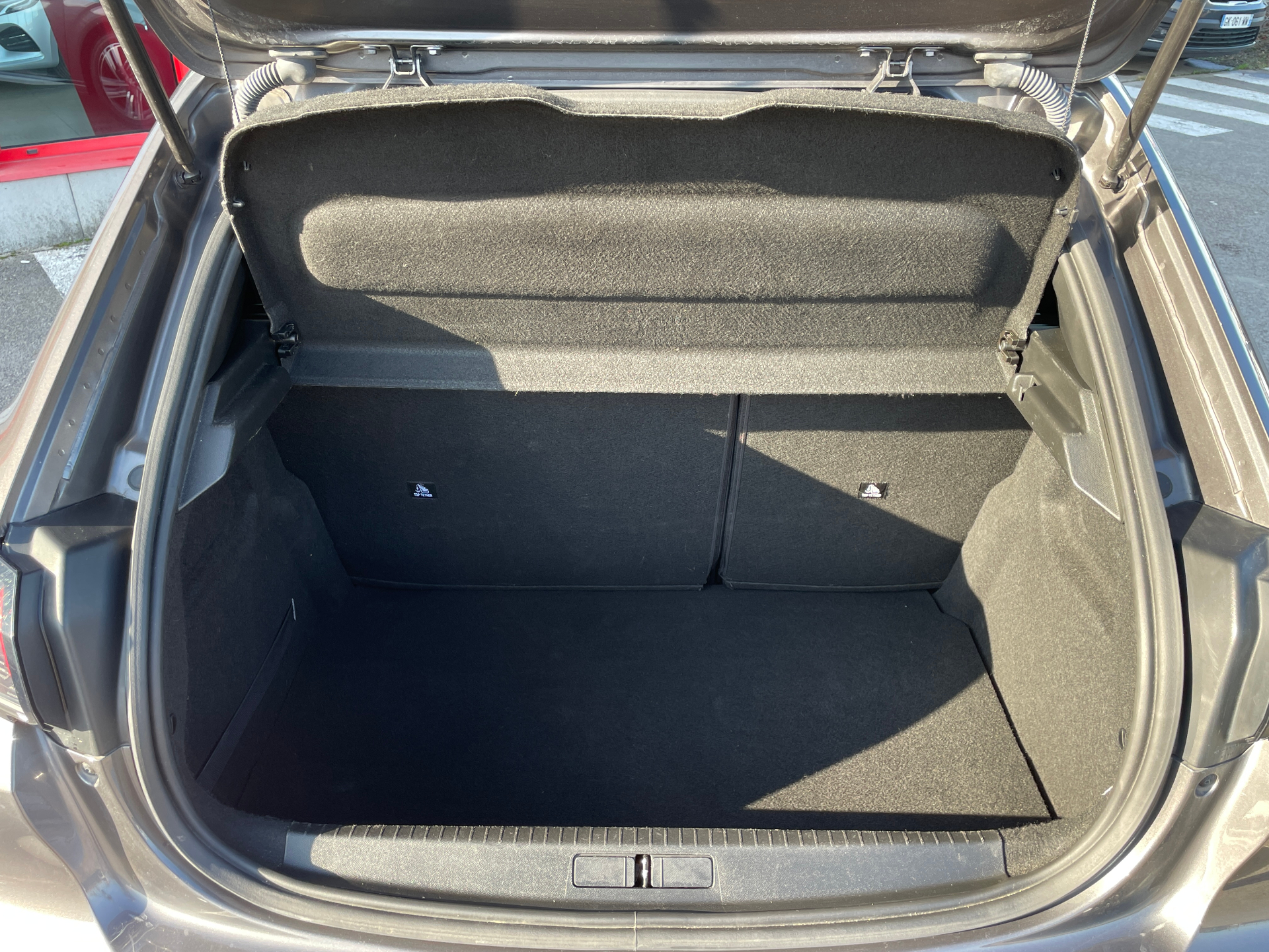 PEUGEOT 208 1.2 Allure Pack PureTech 100 S&S EAT8