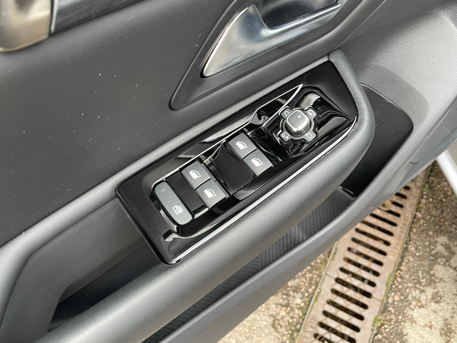 CITROEN C5 X 1.2 PureTech 130 EAT8 Plus - 5P