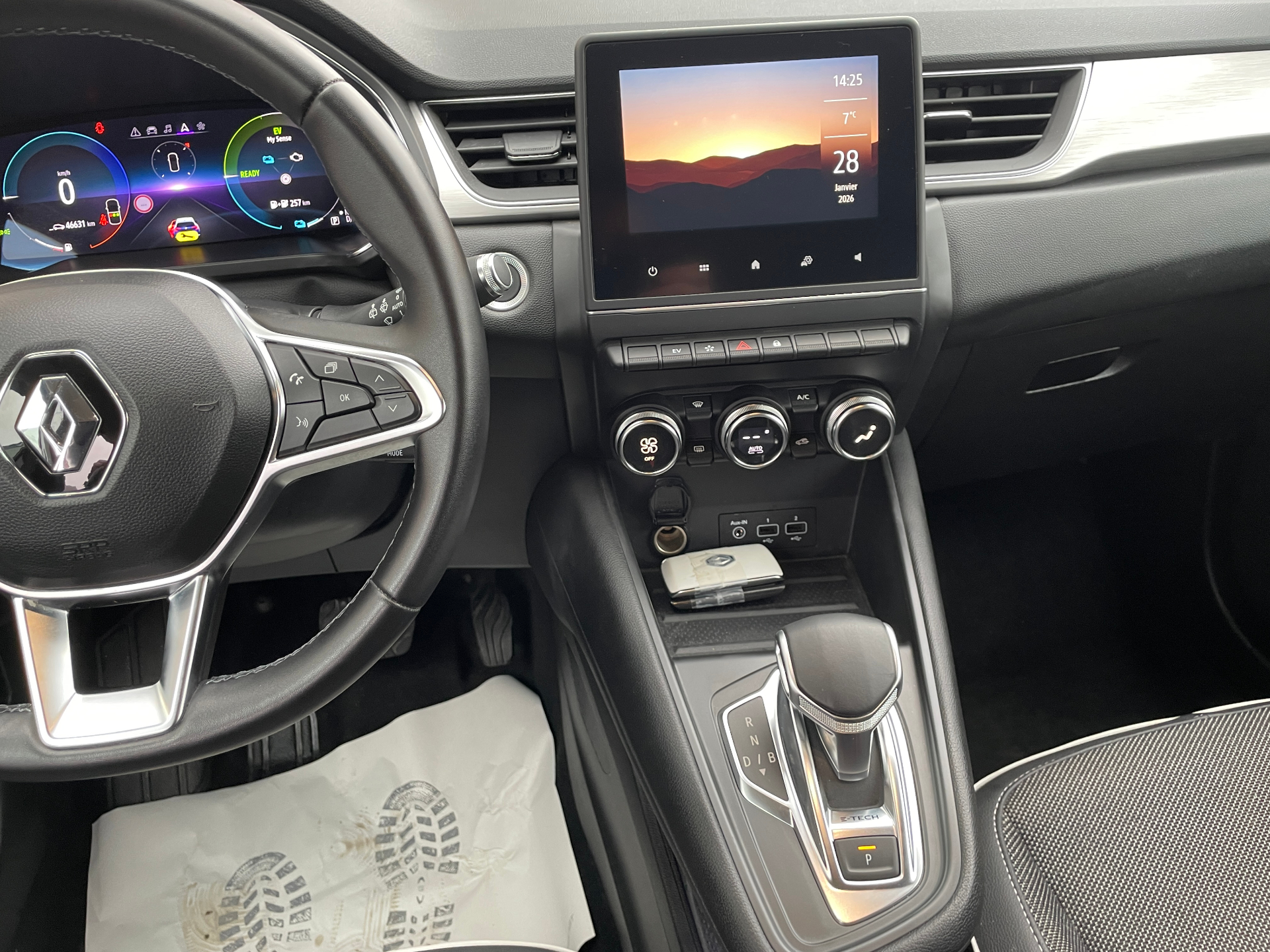 RENAULT CAPTUR E-Tech Plug-in 160 - 21 Intens - 5P