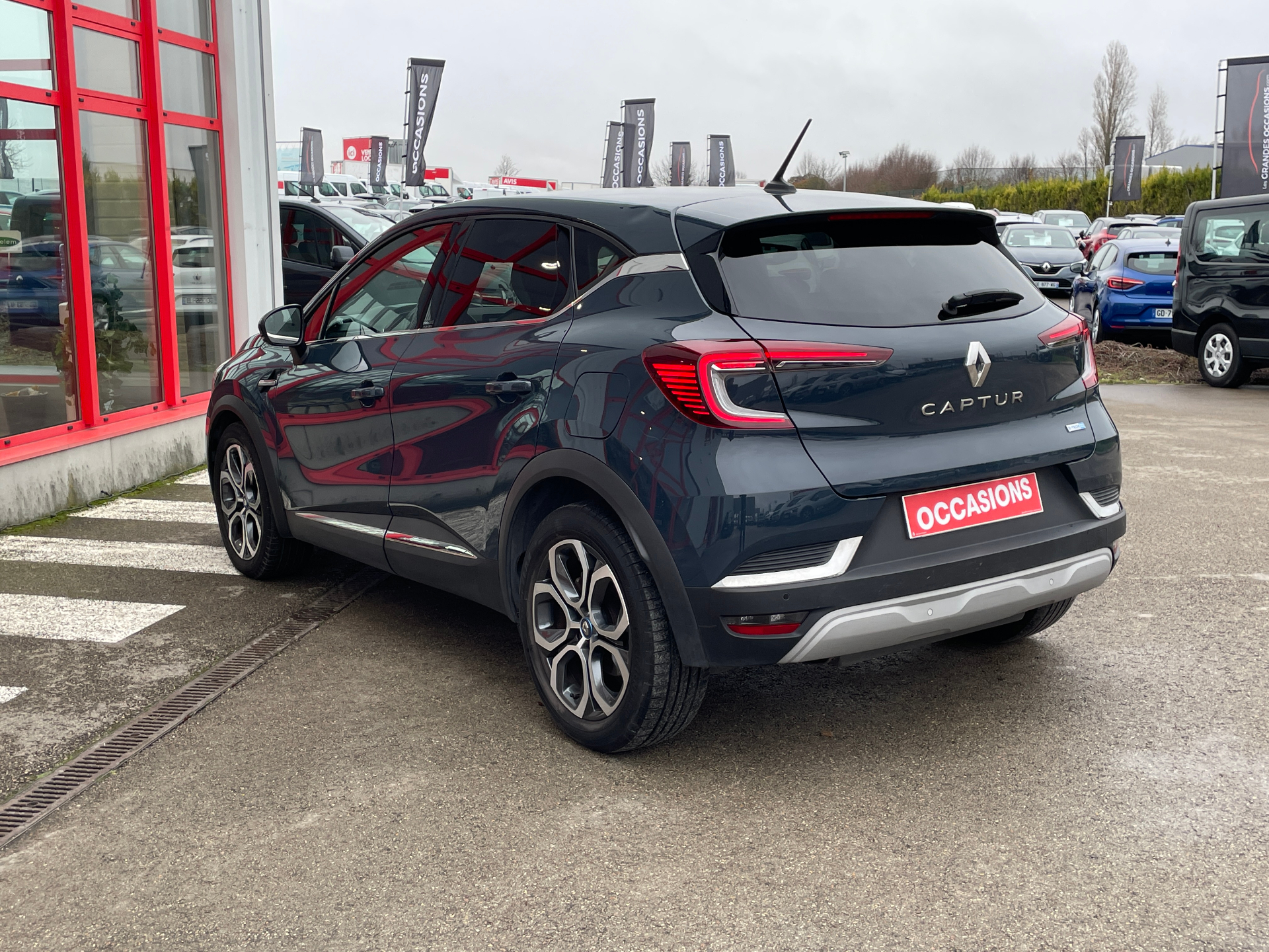 RENAULT CAPTUR E-Tech Plug-in 160 - 21 Intens - 5P