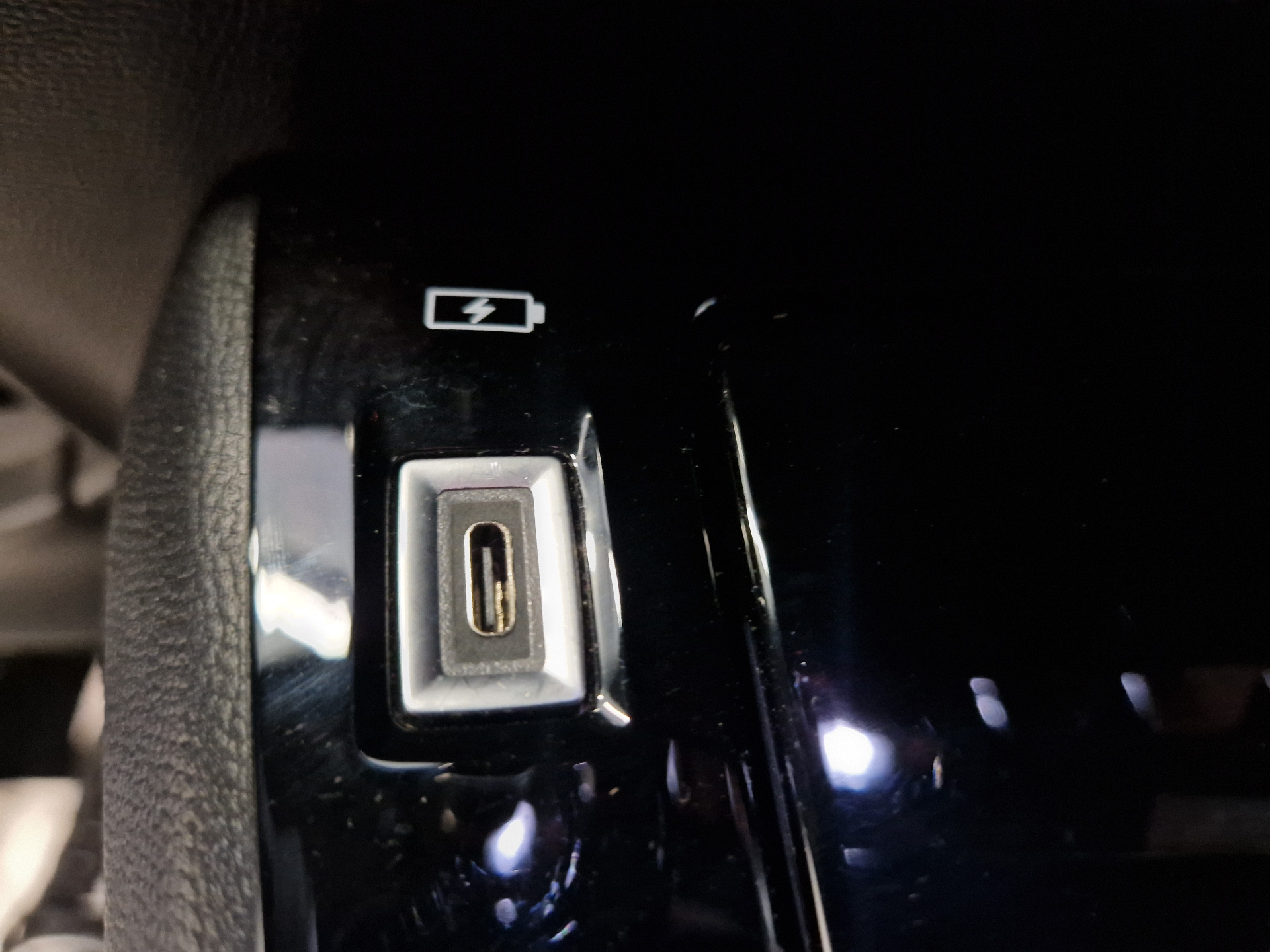 PEUGEOT 2008 ALLURE PACK PT 130 S&S BVM6