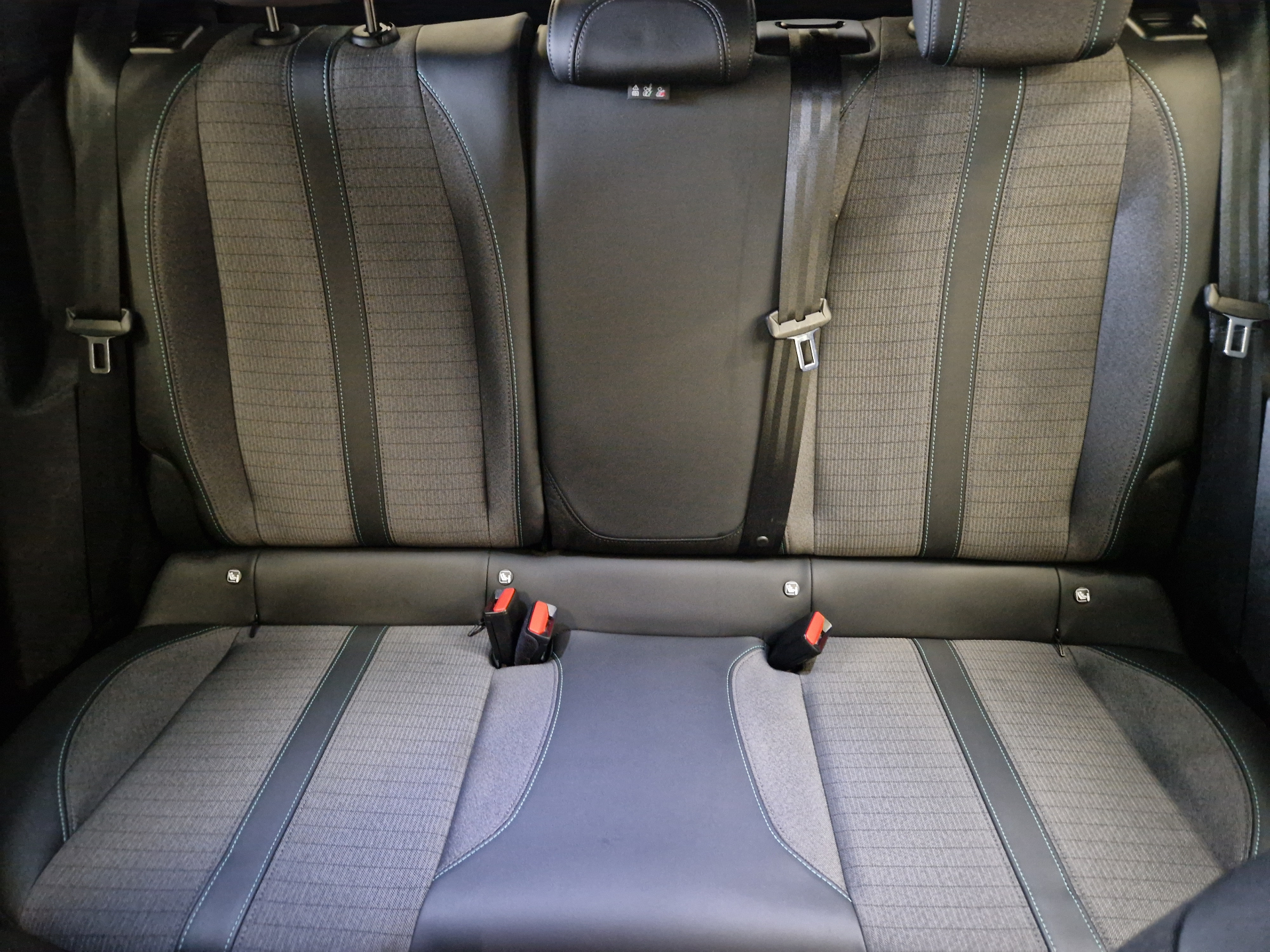 PEUGEOT 2008 ALLURE PACK PT 130 S&S BVM6