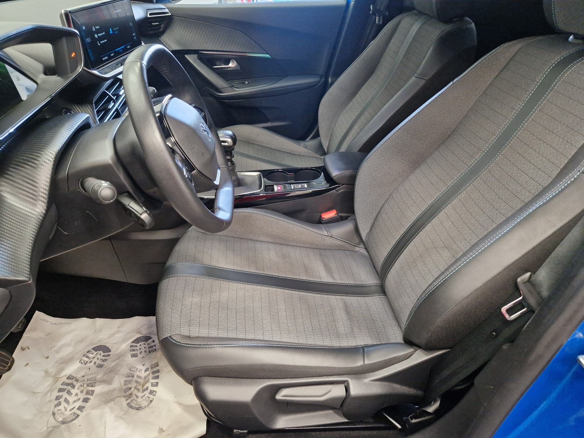 PEUGEOT 2008 ALLURE PACK PT 130 S&S BVM6