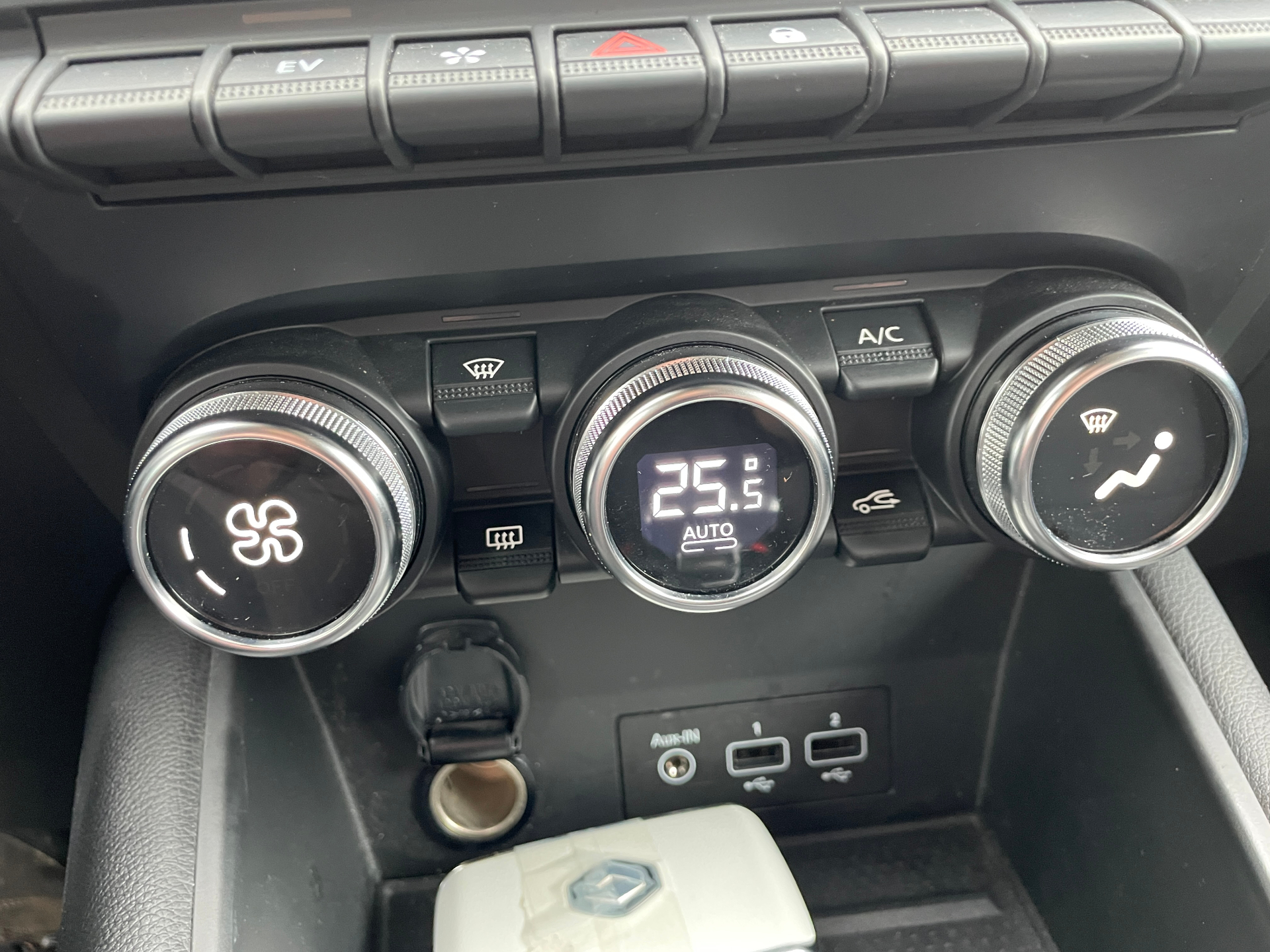 RENAULT CAPTUR E-Tech Plug-in 160 - 21 Intens - 5P