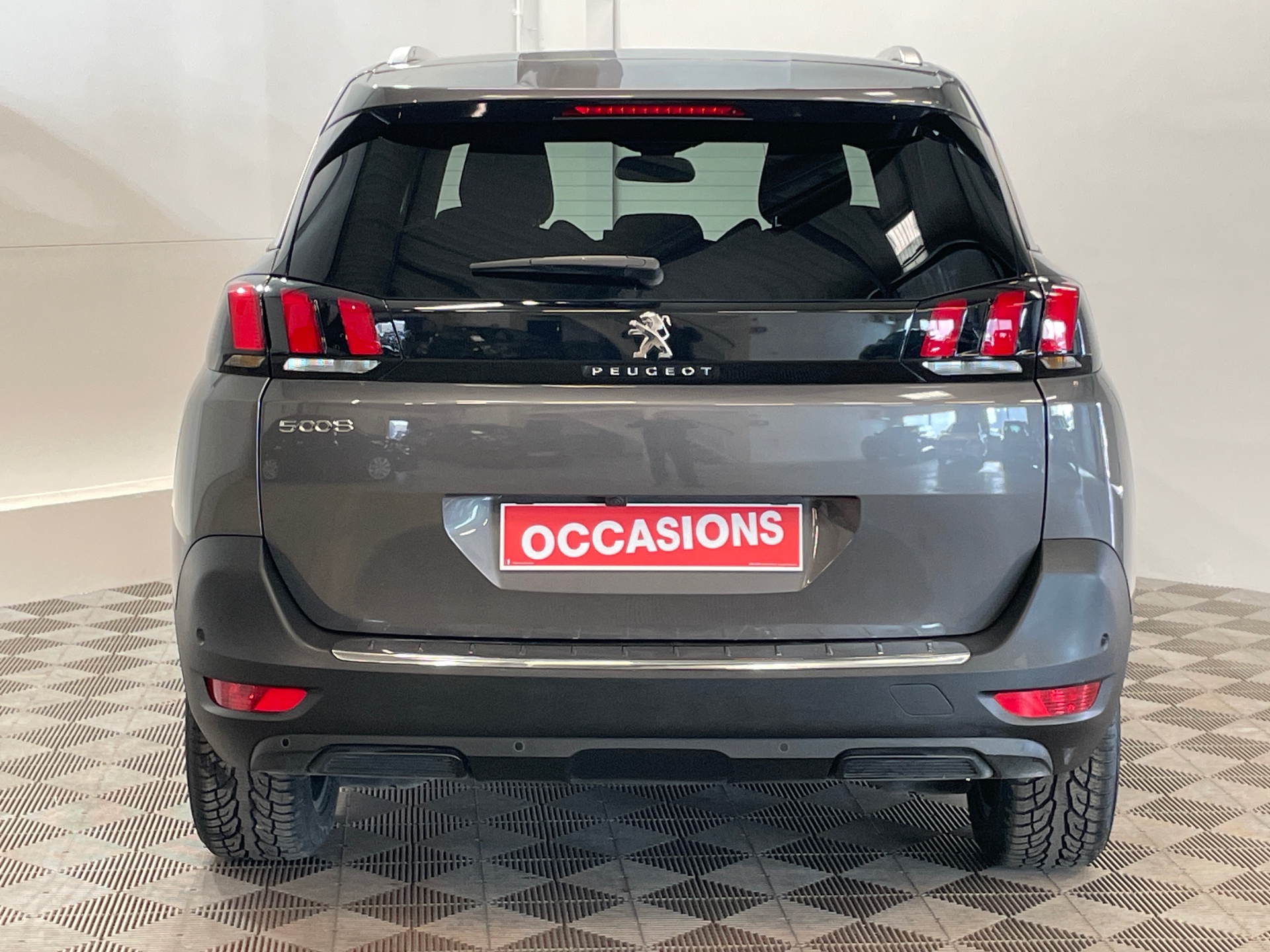 PEUGEOT 5008 Allure Pack PureTech 130 S&S EAT8
