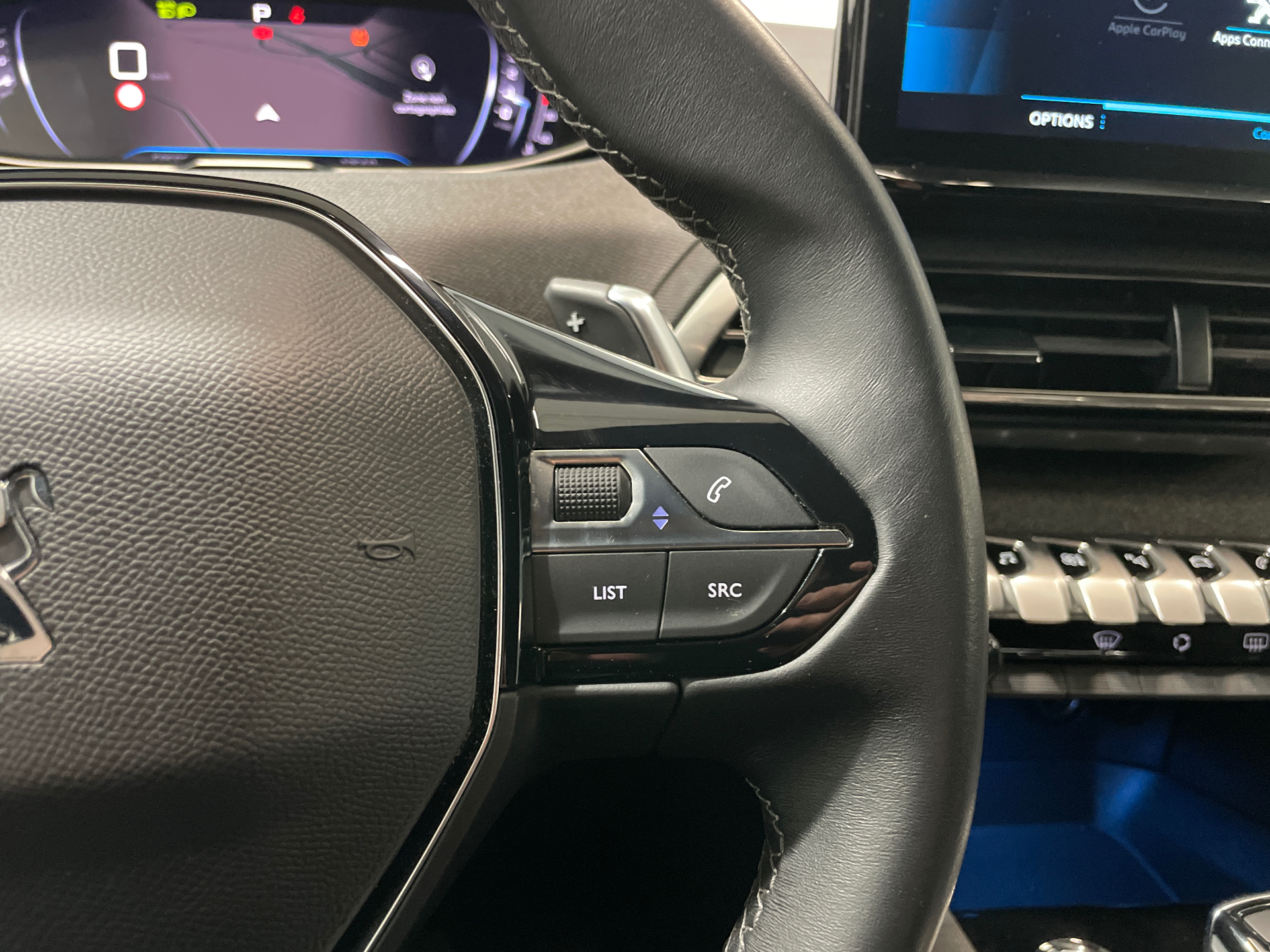 PEUGEOT 5008 Allure Pack PureTech 130 S&S EAT8