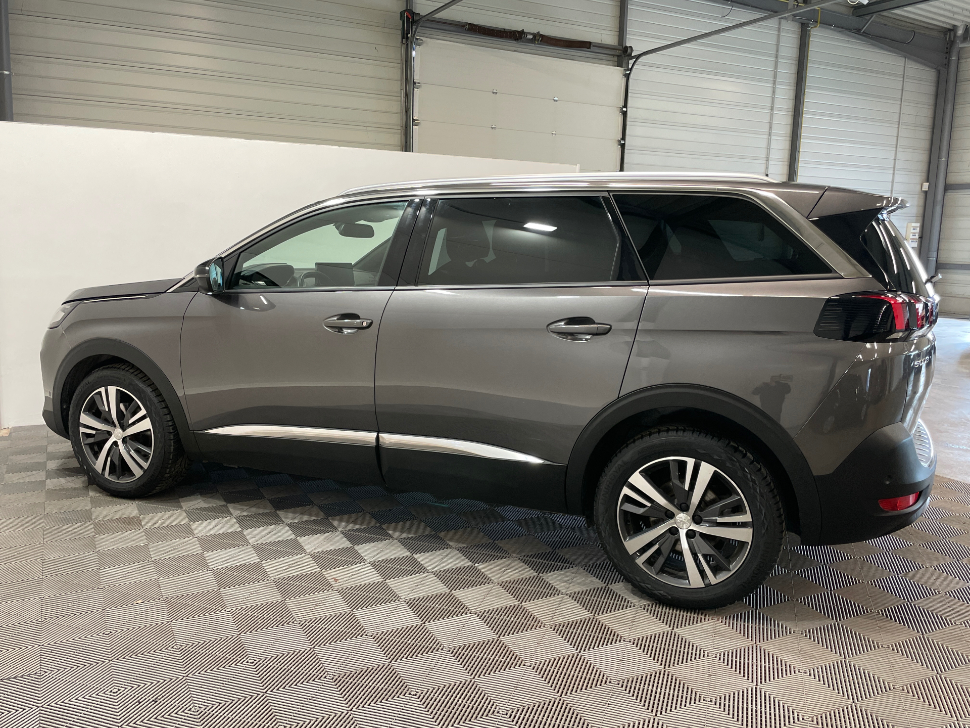 PEUGEOT 5008 Allure Pack PureTech 130 S&S EAT8