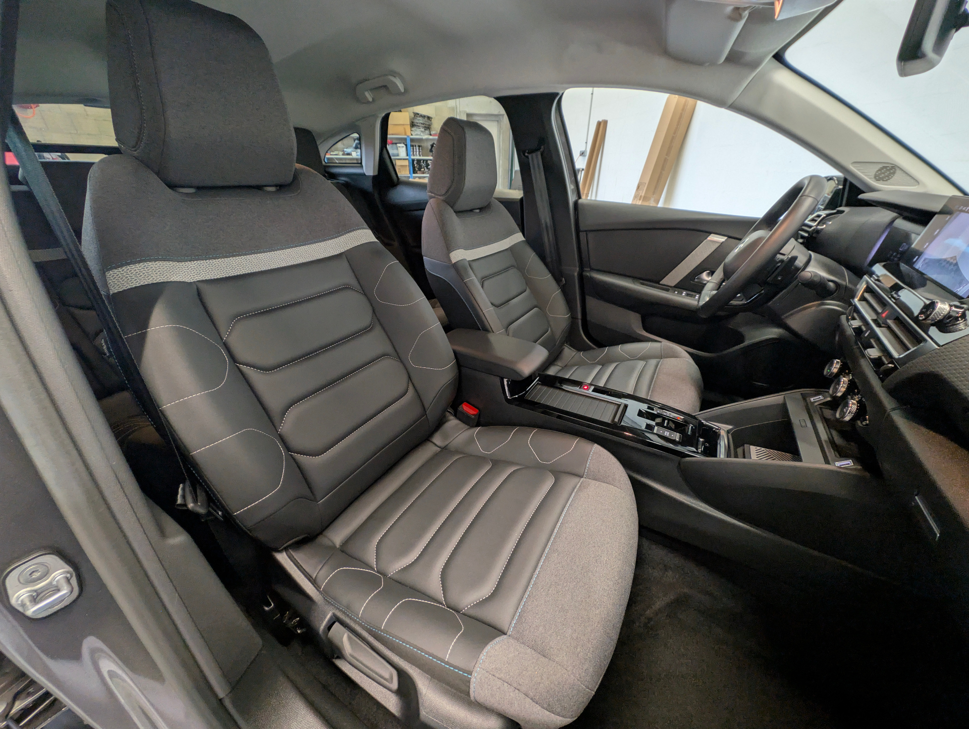 CITROEN C4 PURETECH 130 S&S EAT8 MAX