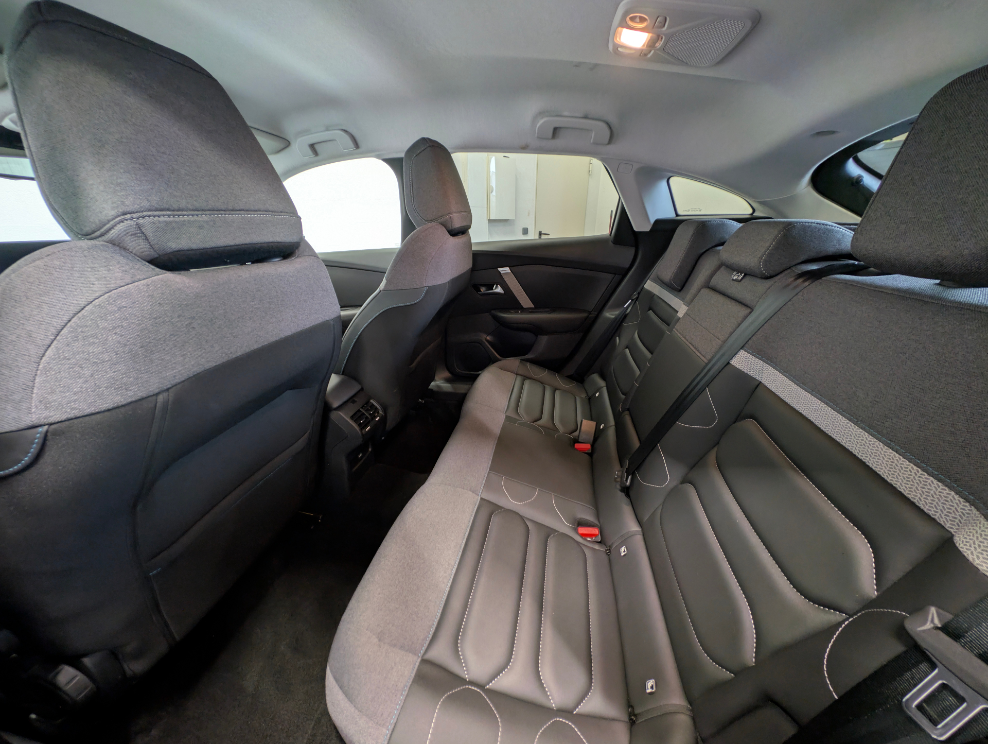 CITROEN C4 PURETECH 130 S&S EAT8 MAX