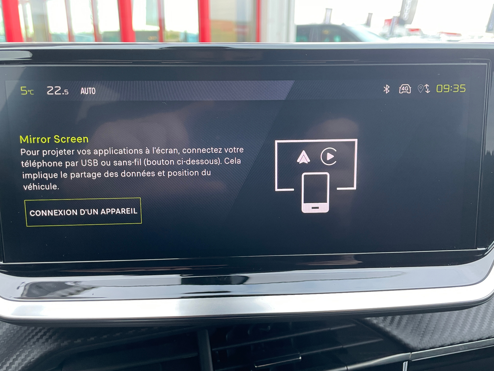 PEUGEOT 2008 Hybrid 136 e-DCS6 Allure - 5P