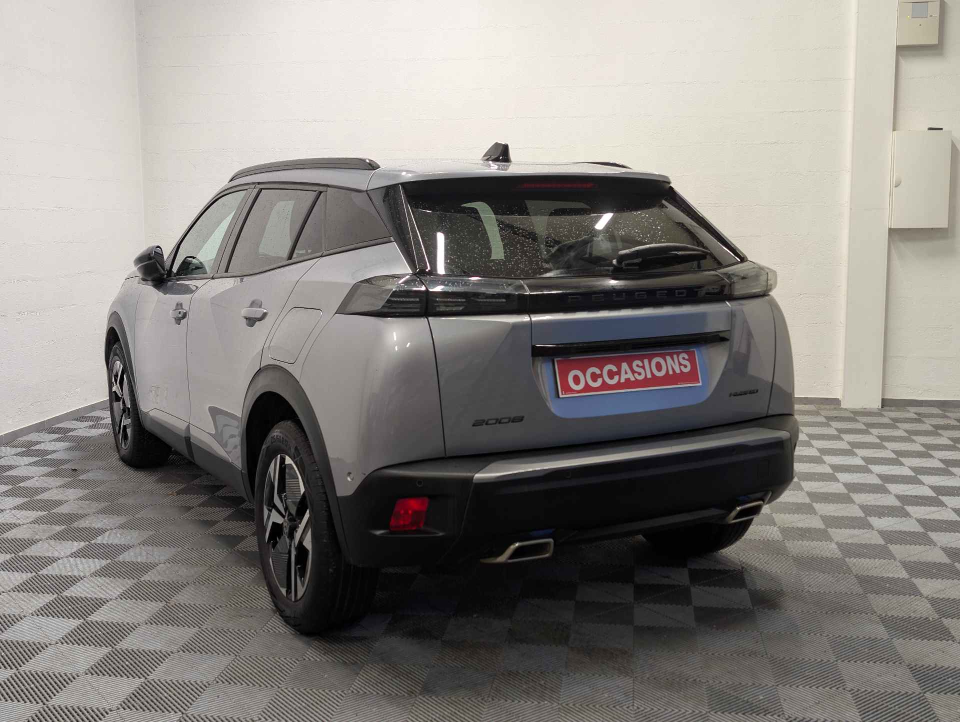PEUGEOT 2008 Hybrid 136 e-DCS6 Allure