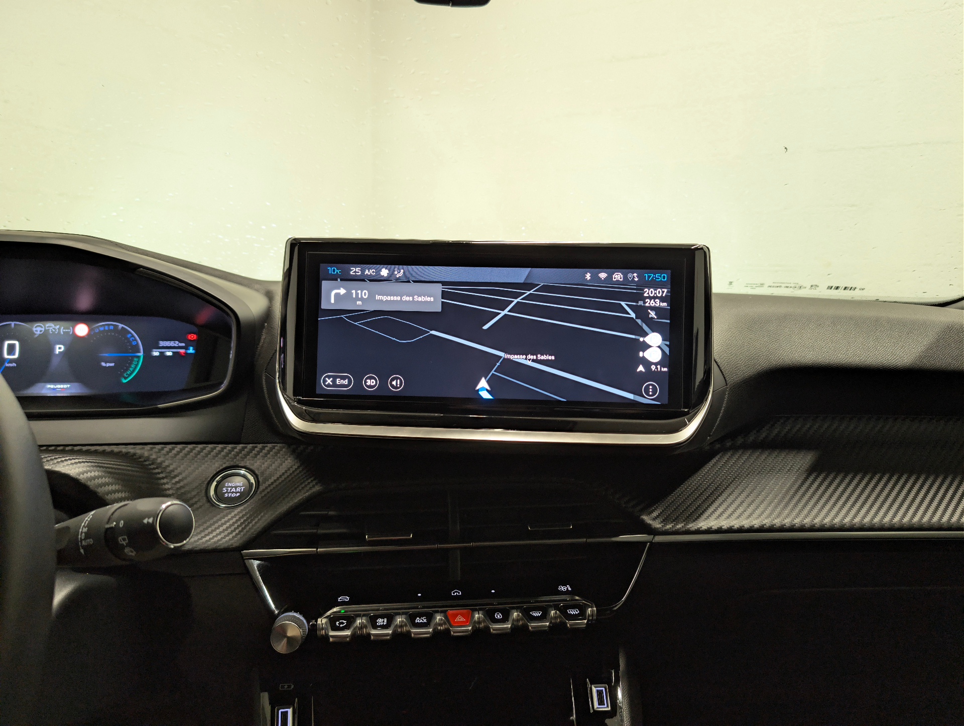 PEUGEOT 2008 Hybrid 136 e-DCS6 Allure