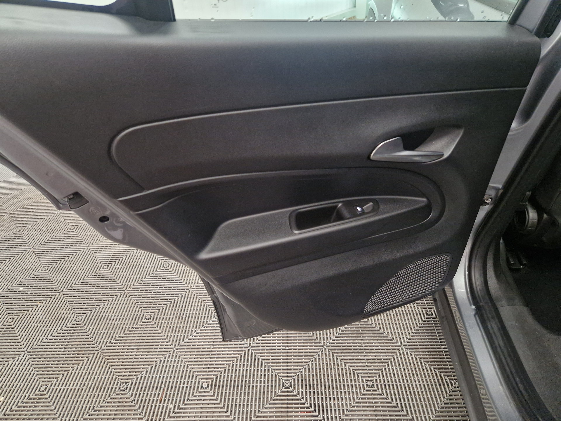 JEEP AVENGER 1.2 Turbo T3 100 ch BVM6