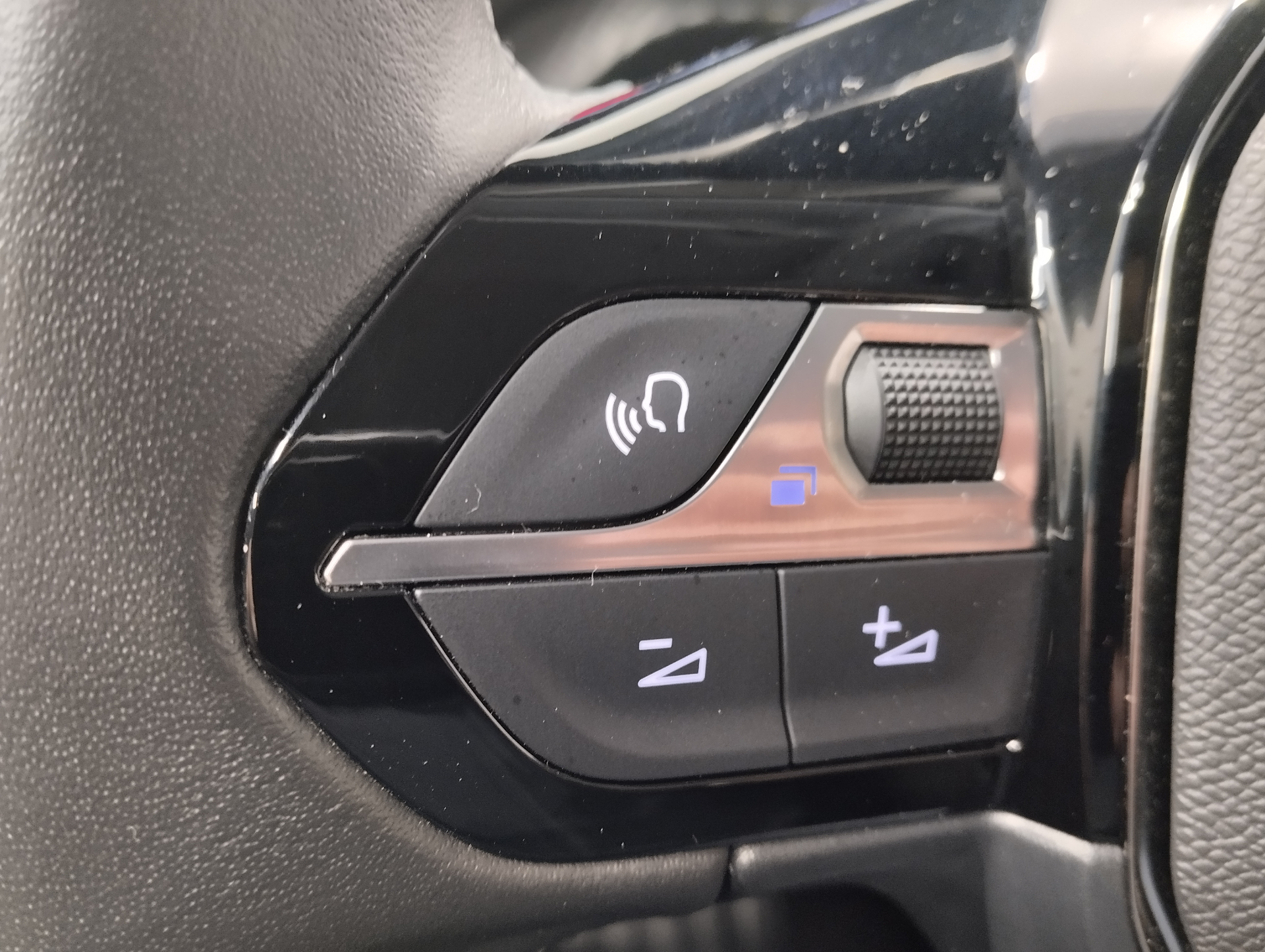 PEUGEOT 208 STYLE 100 CH BVM6