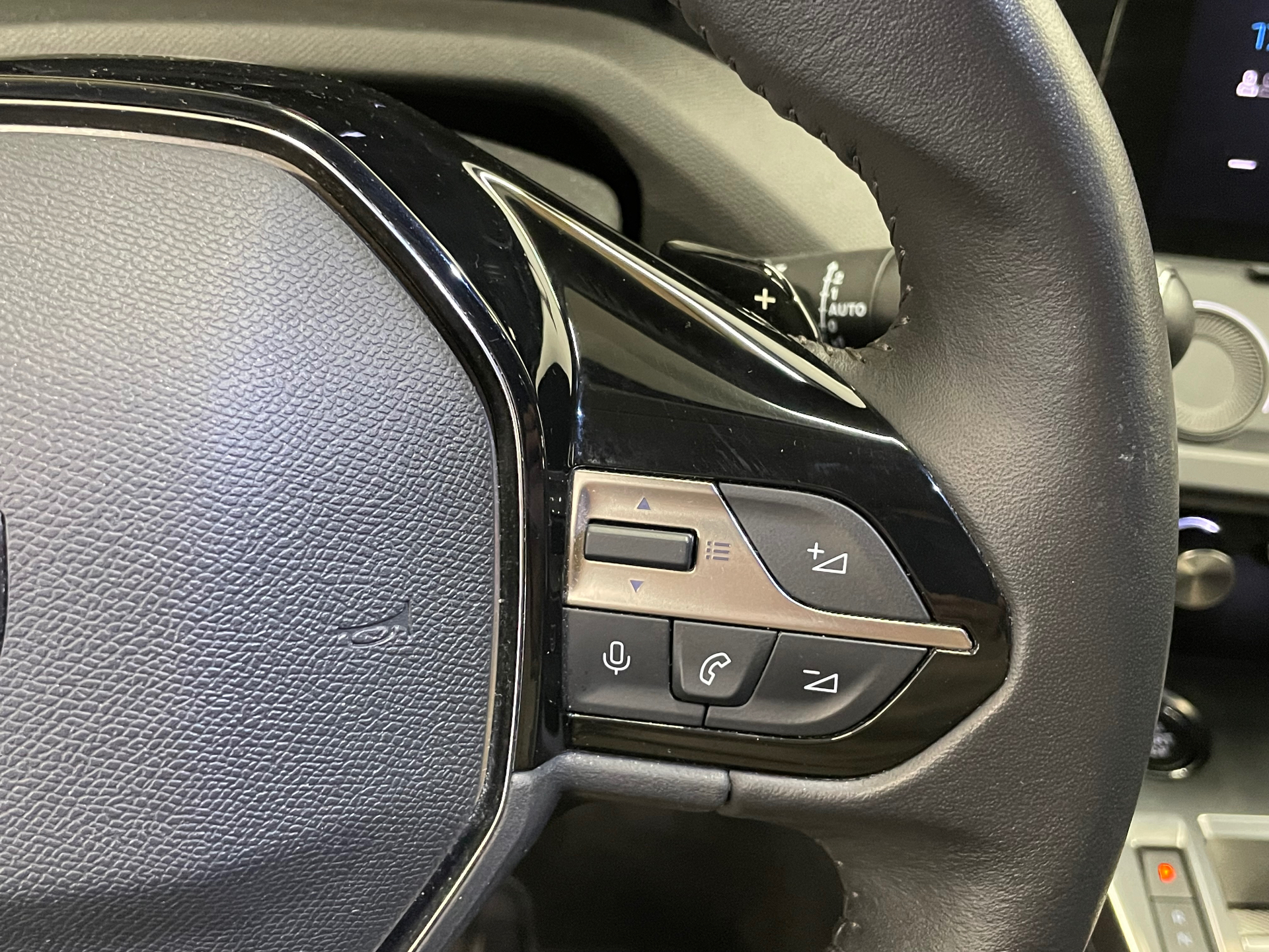 PEUGEOT 308 SW BlueHDi 130ch S&S EAT8 Active Pack