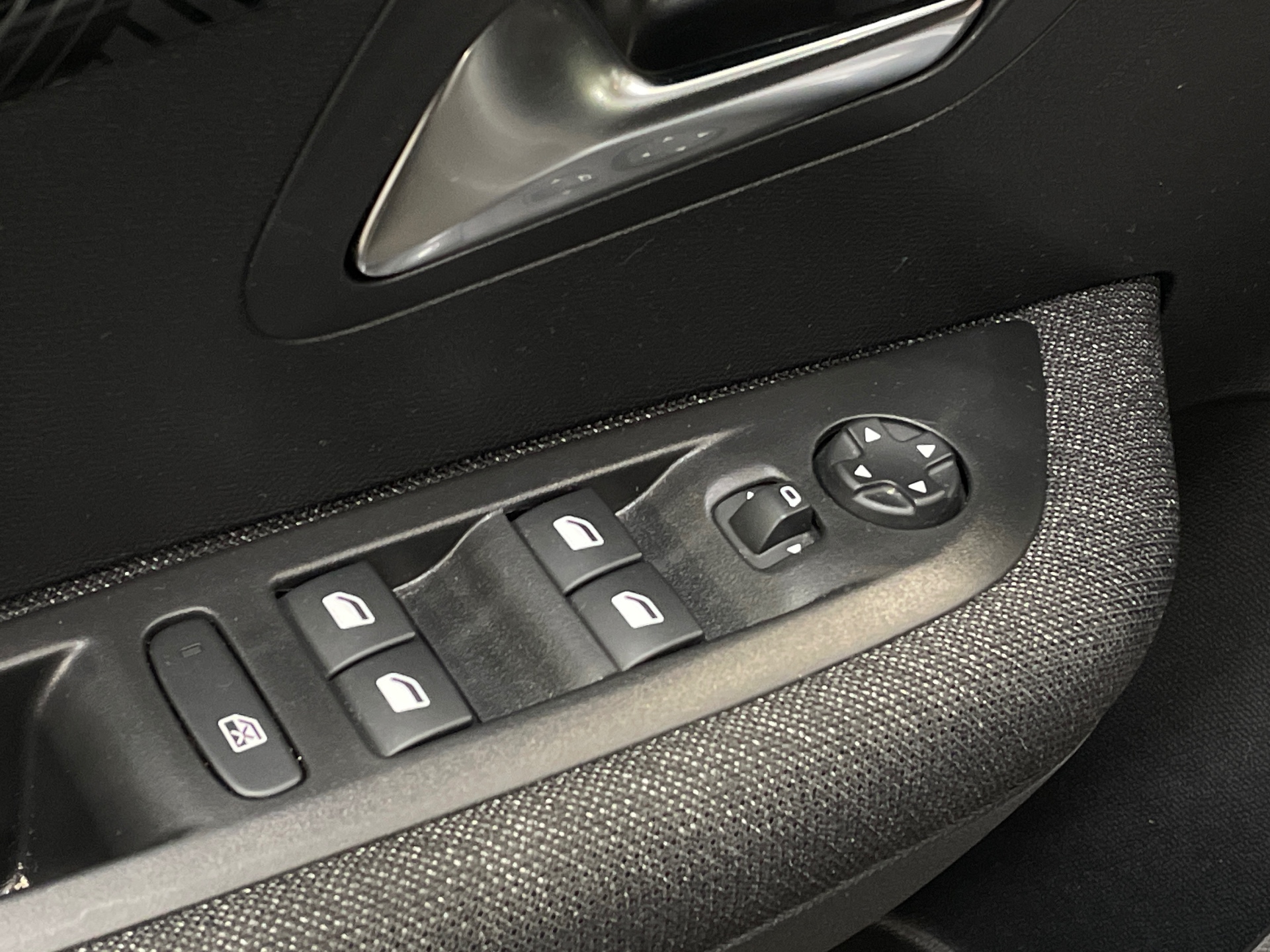 PEUGEOT 208 100 S&S BVM6 Style