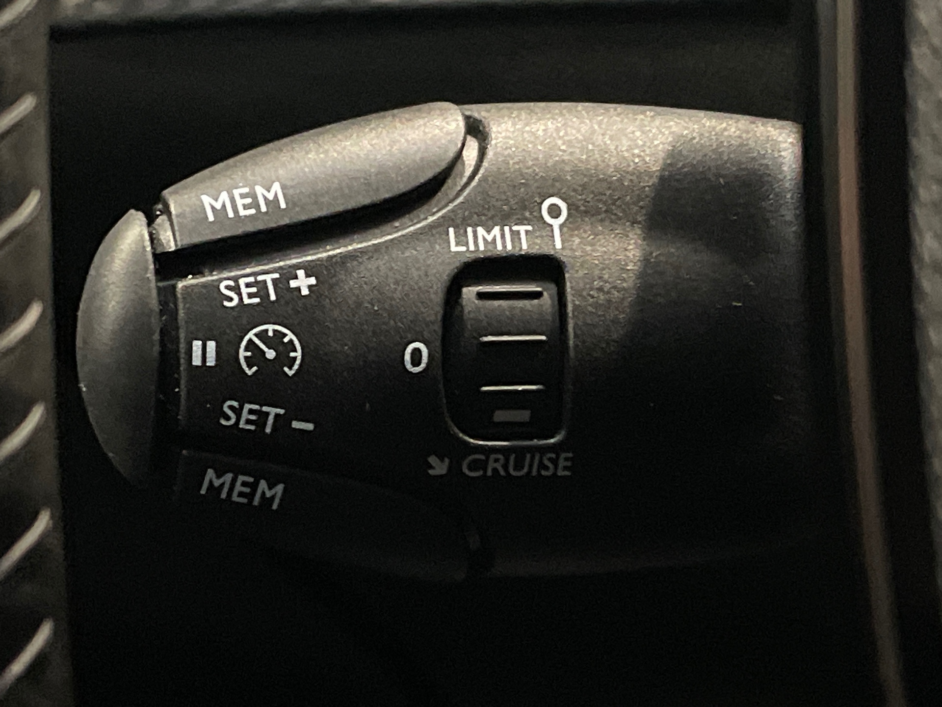 PEUGEOT 208 100 S&S BVM6 Style