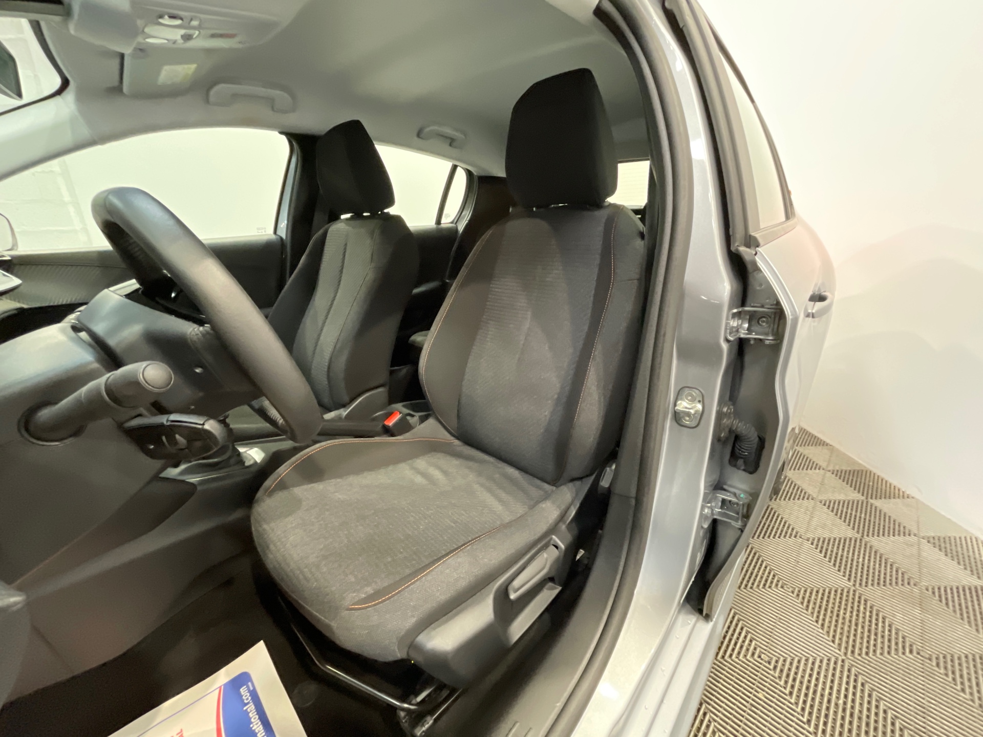 PEUGEOT 208 100 S&S BVM6 Style