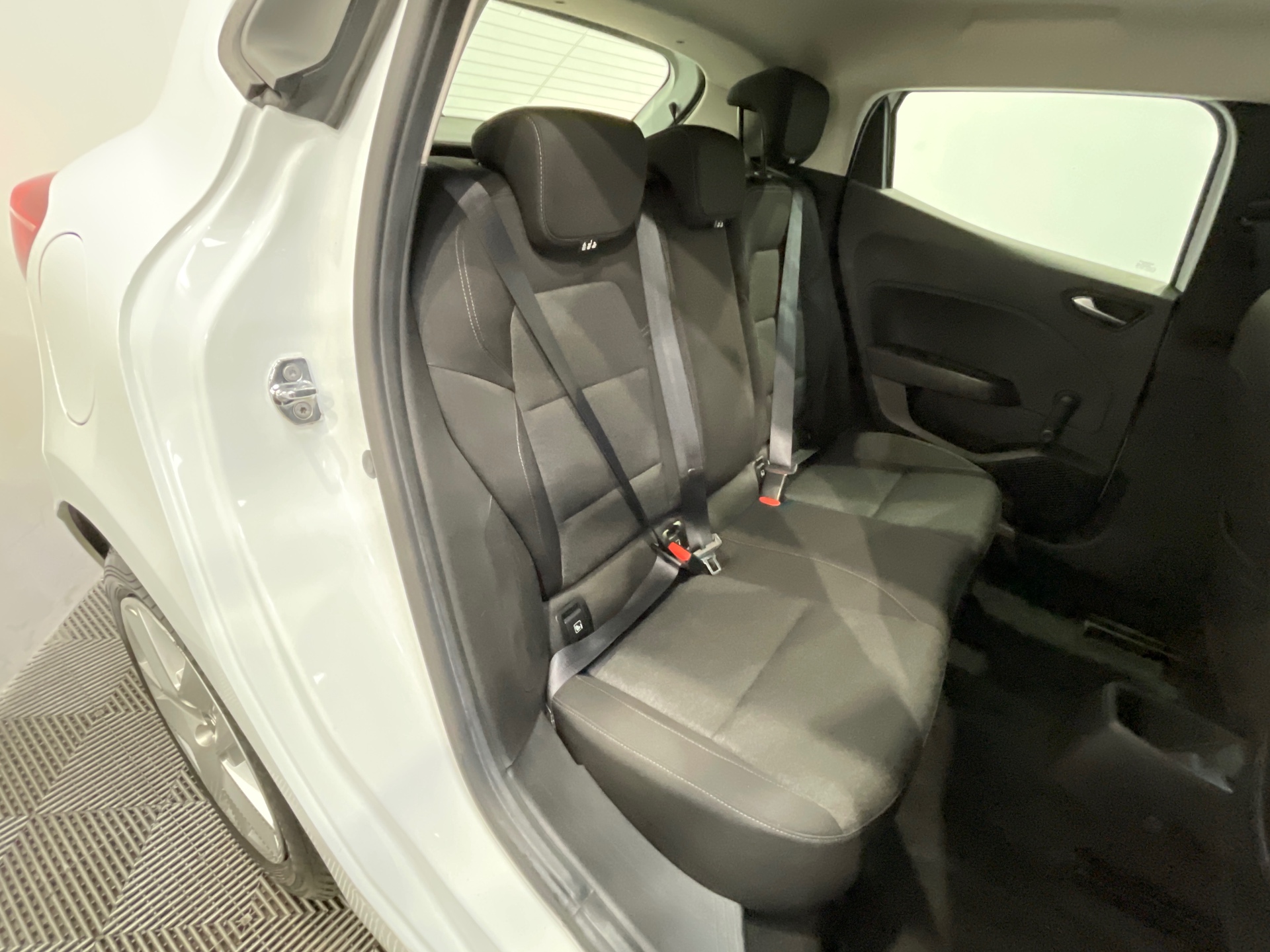RENAULT CLIO V TCe 90 X-Tronic - 21N Business