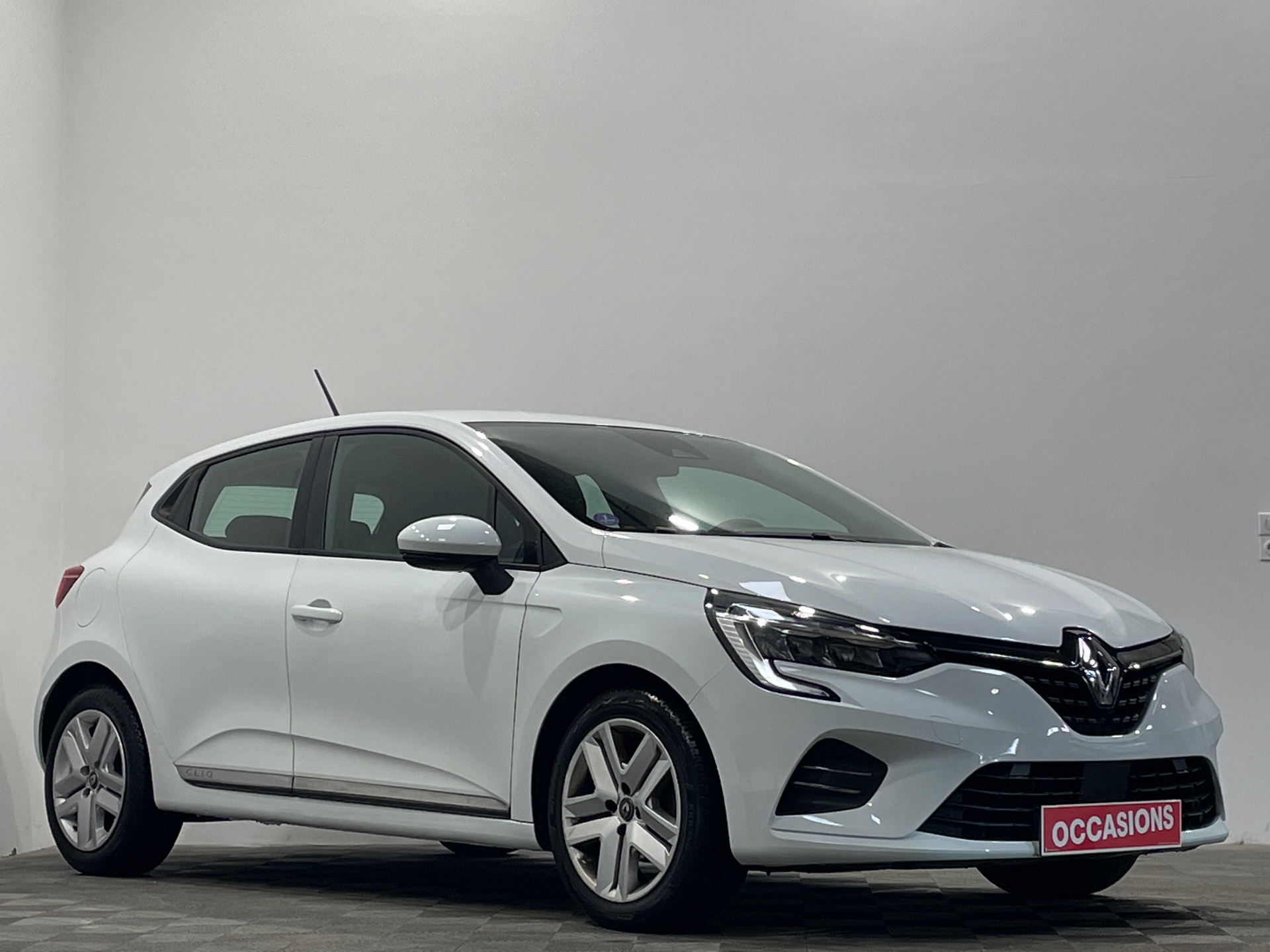 RENAULT CLIO V TCe 90 X-Tronic - 21N Business