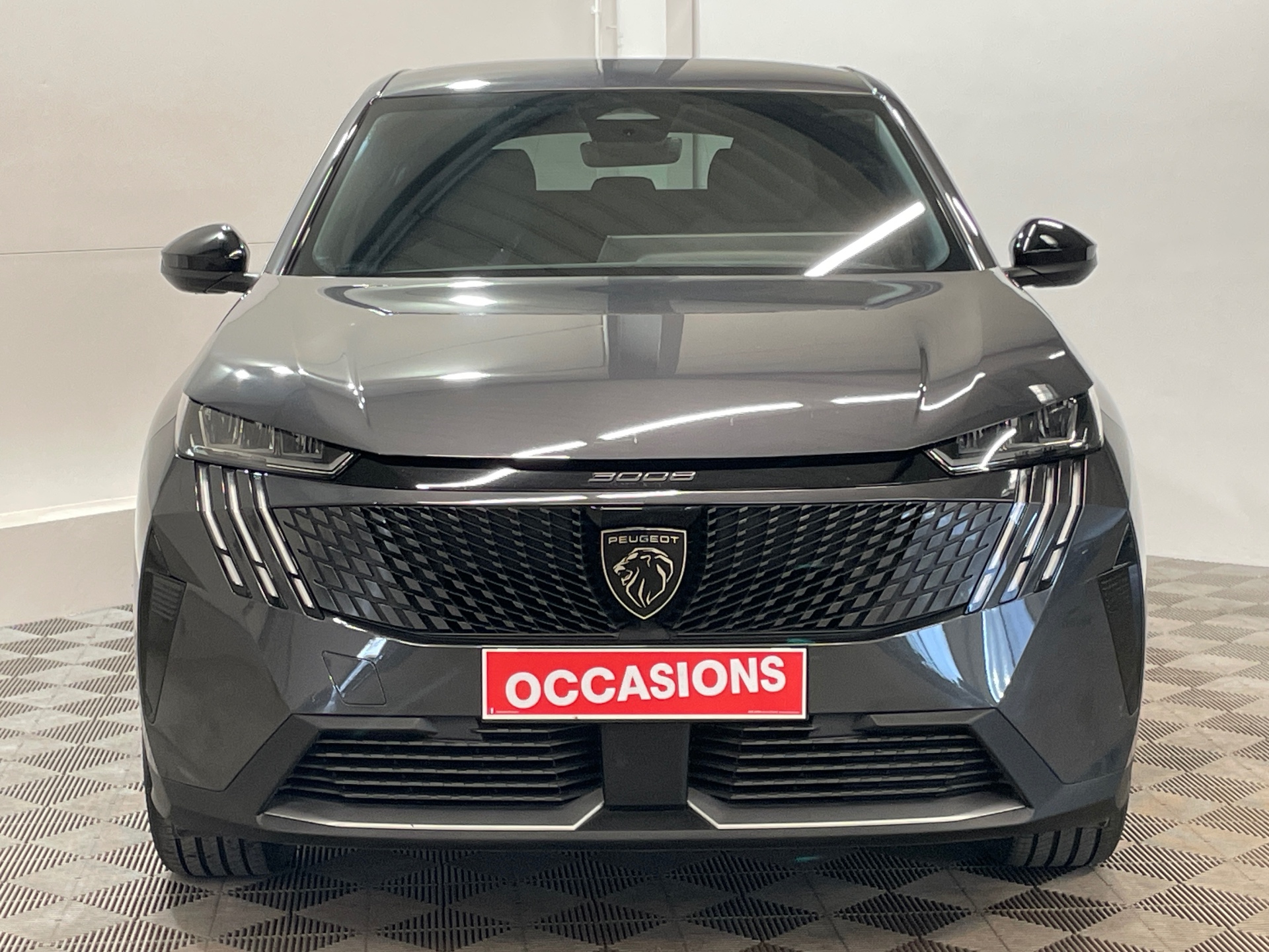 PEUGEOT 3008 ALLURE HYBRID 136 E-DCS6