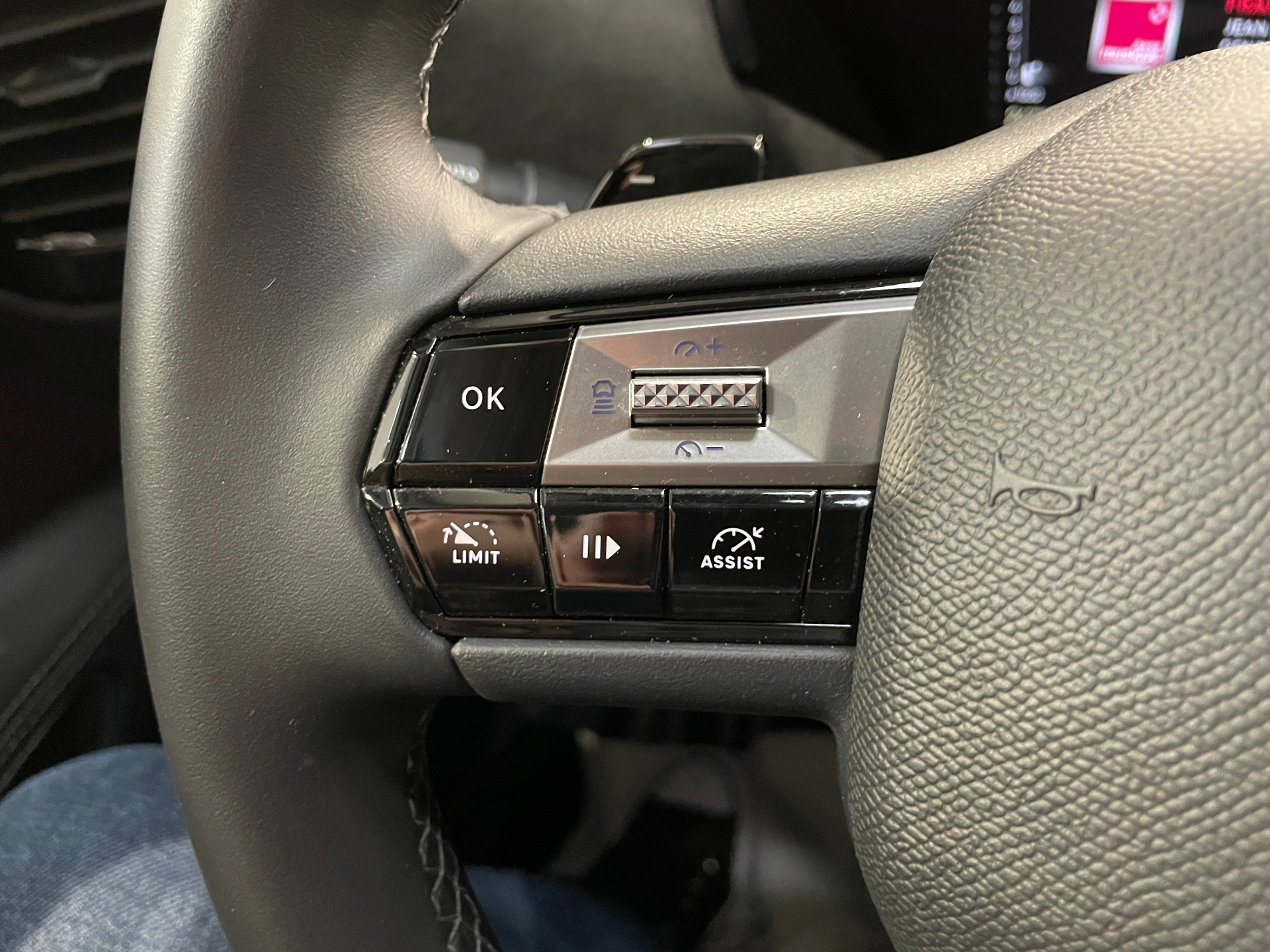 DS DS 4 PureTech 130 EAT8 Etoile - Alcantara - 5P