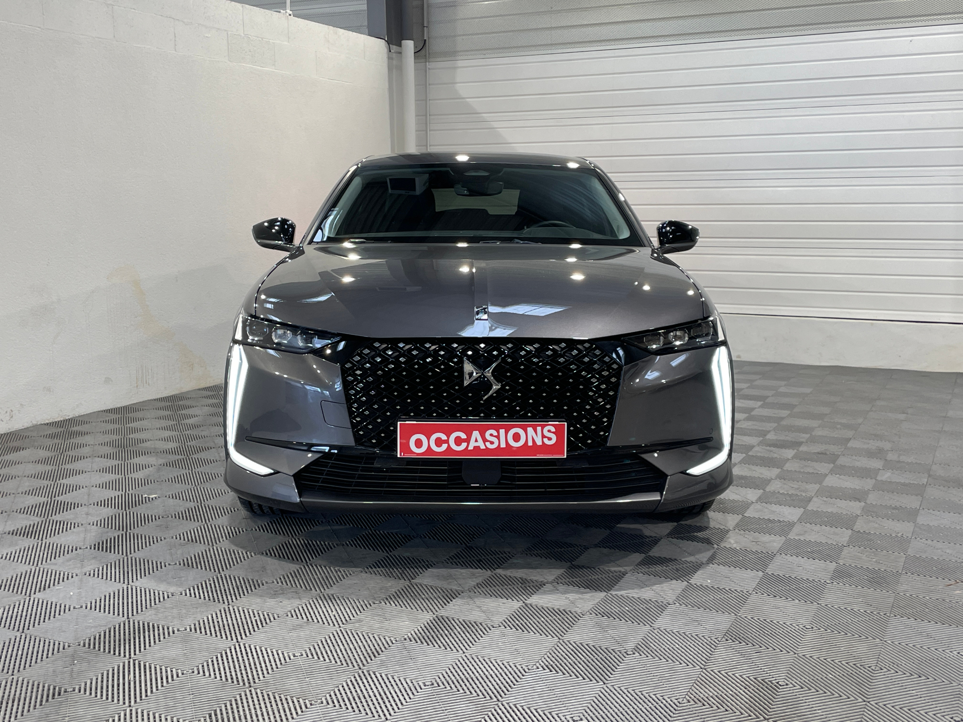 DS DS 4 PureTech 130 EAT8 Etoile - Alcantara - 5P