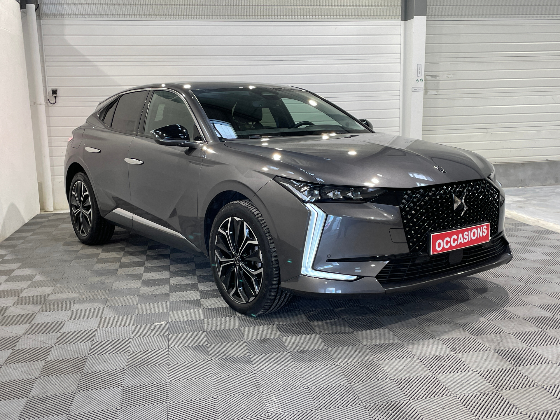 DS DS 4 PureTech 130 EAT8 Etoile - Alcantara - 5P