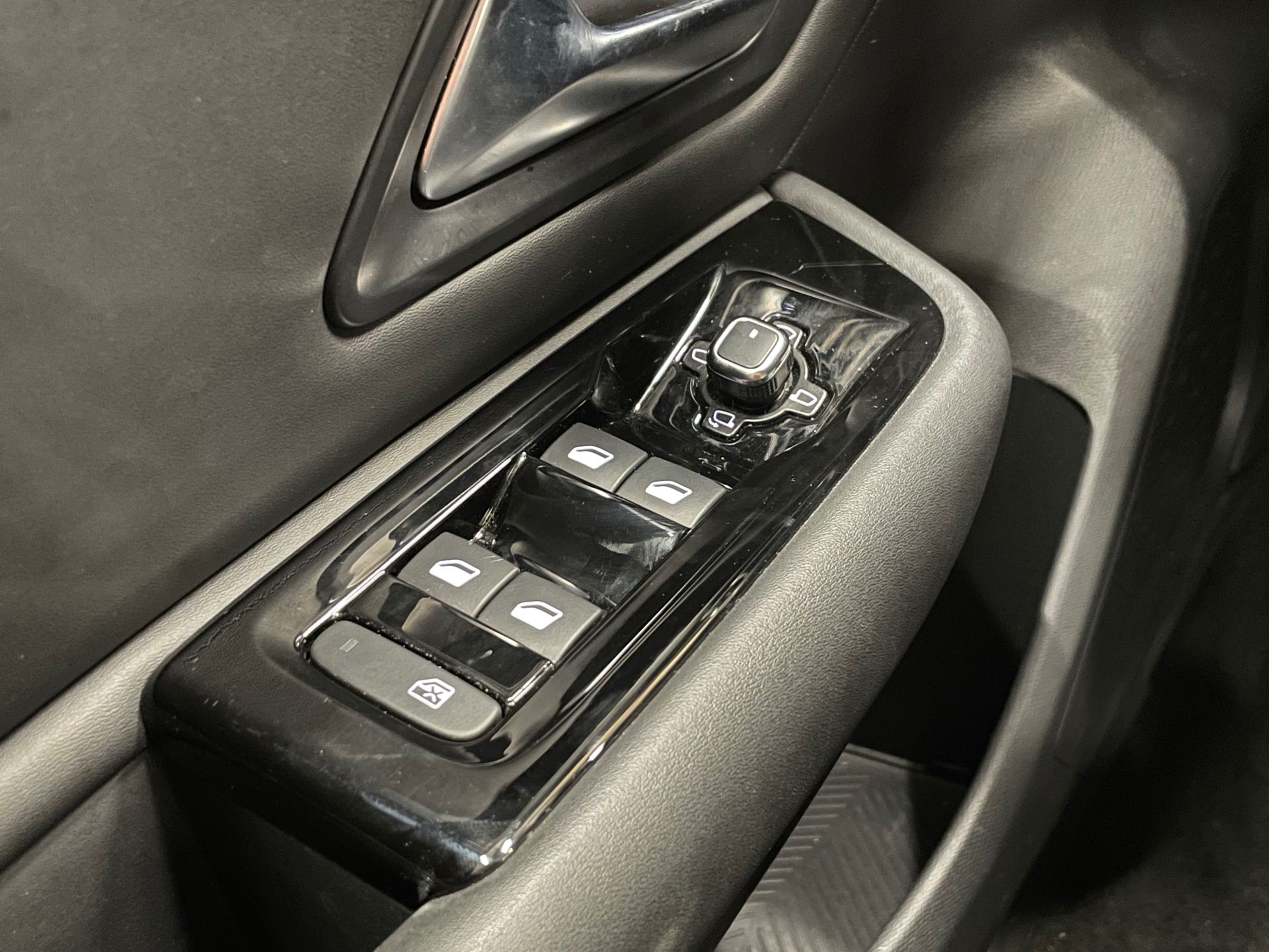 CITROEN C5 X PTECH 130 S&S EAT8 PLUS