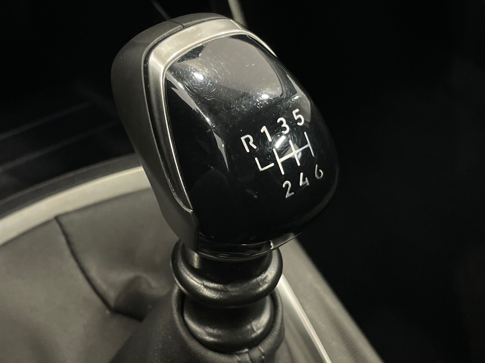 PEUGEOT 208 100 S&S BVM6 Style