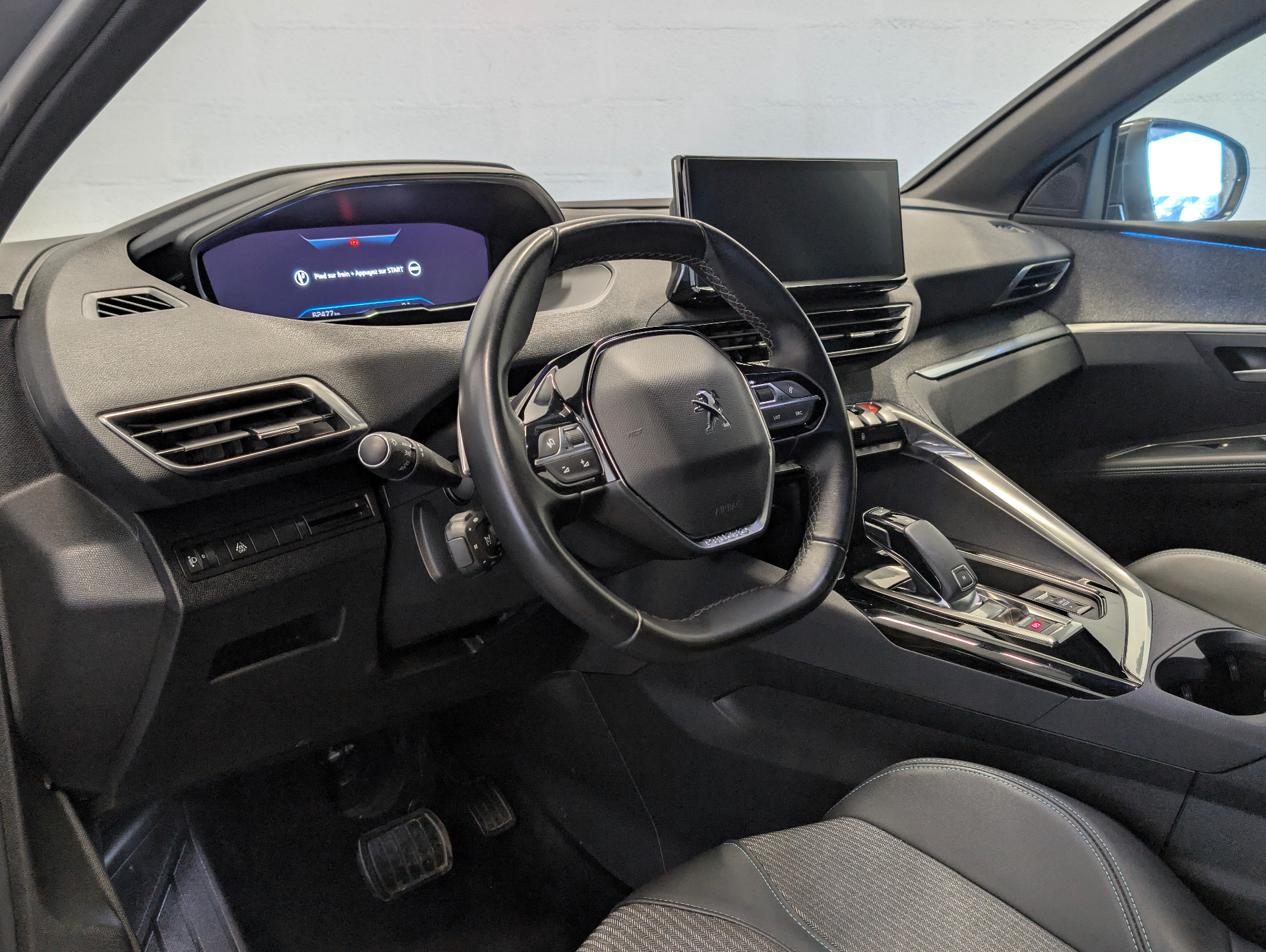PEUGEOT 5008 Allure Pack PureTech 130 S&S EAT8