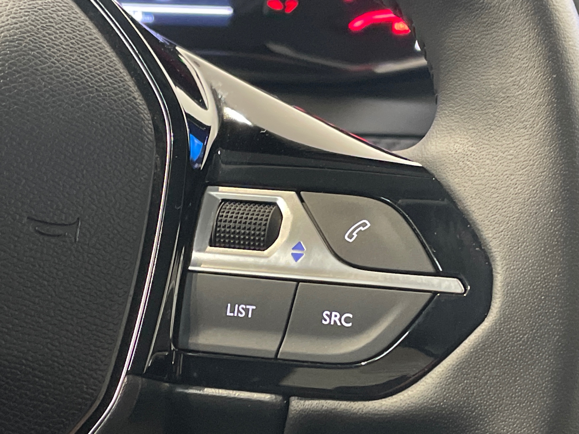 PEUGEOT 208 100 S&S BVM6 Style